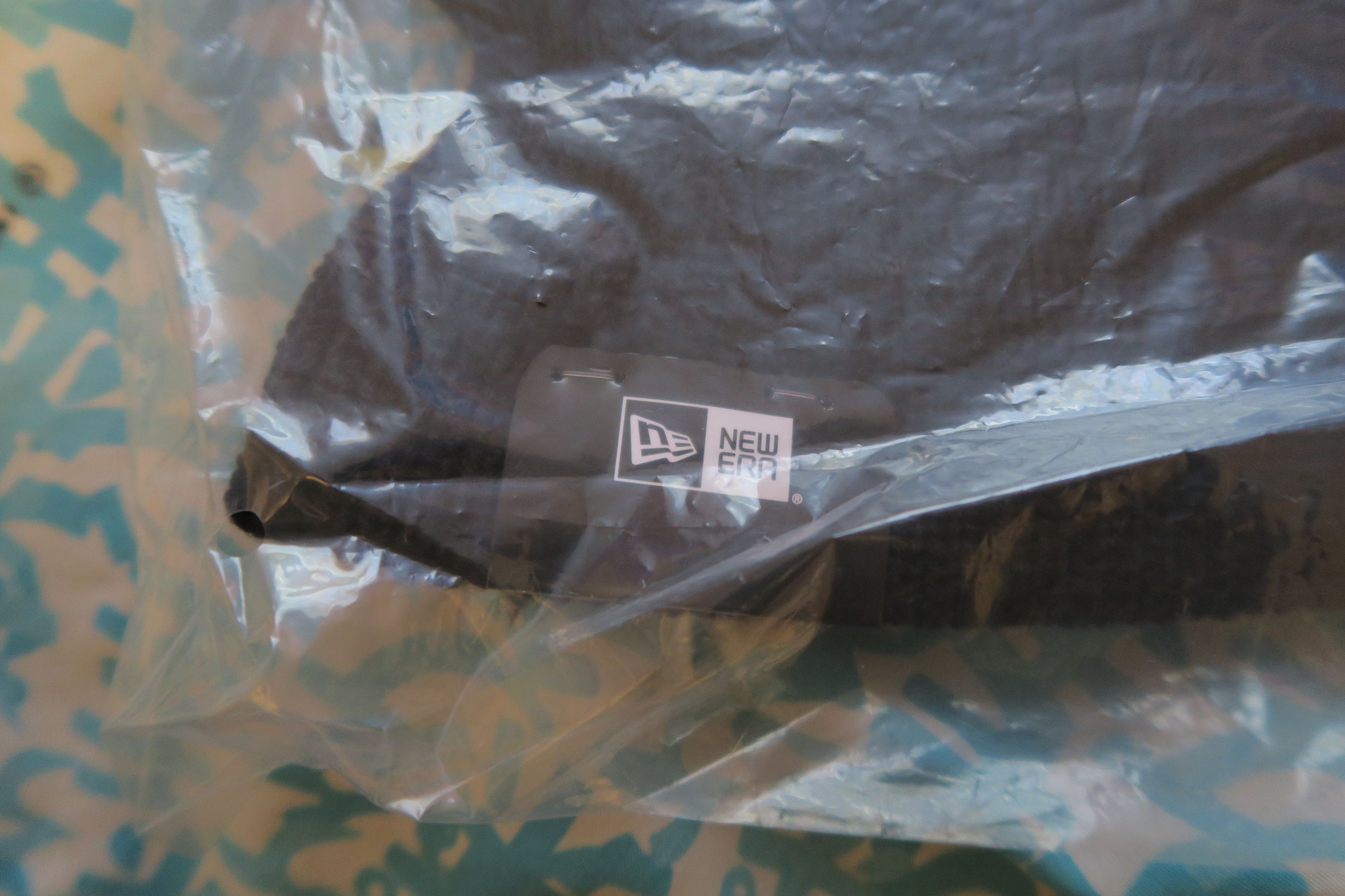 New Era × Supreme Supreme New Era Box Logo Balaclava FW24 Black Size ONE SIZE - 4 Thumbnail
