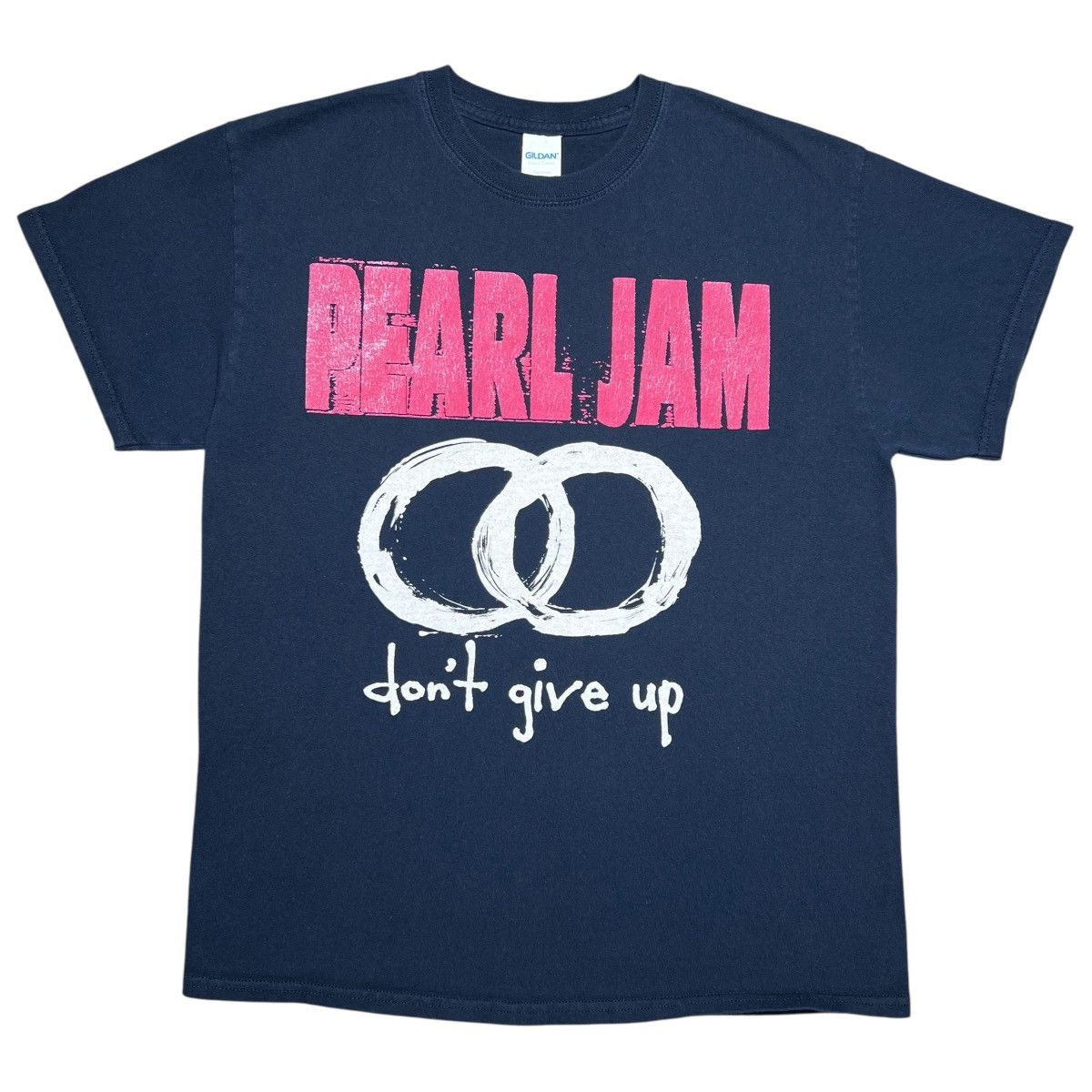 Gildan Vintage 2000s Pearl Jam Don’t Give Up Spell Out Band Tee Size US M / EU 48-50 / 2 - 1 Thumbnail