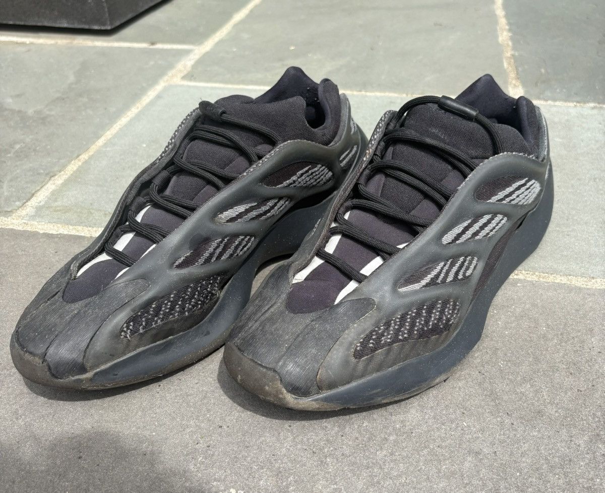 Yeezy 2021 adidas Yeezy 700 V3 'Dark Glow Size 13 Size US 13 / EU 46 - 2 Thumbnail