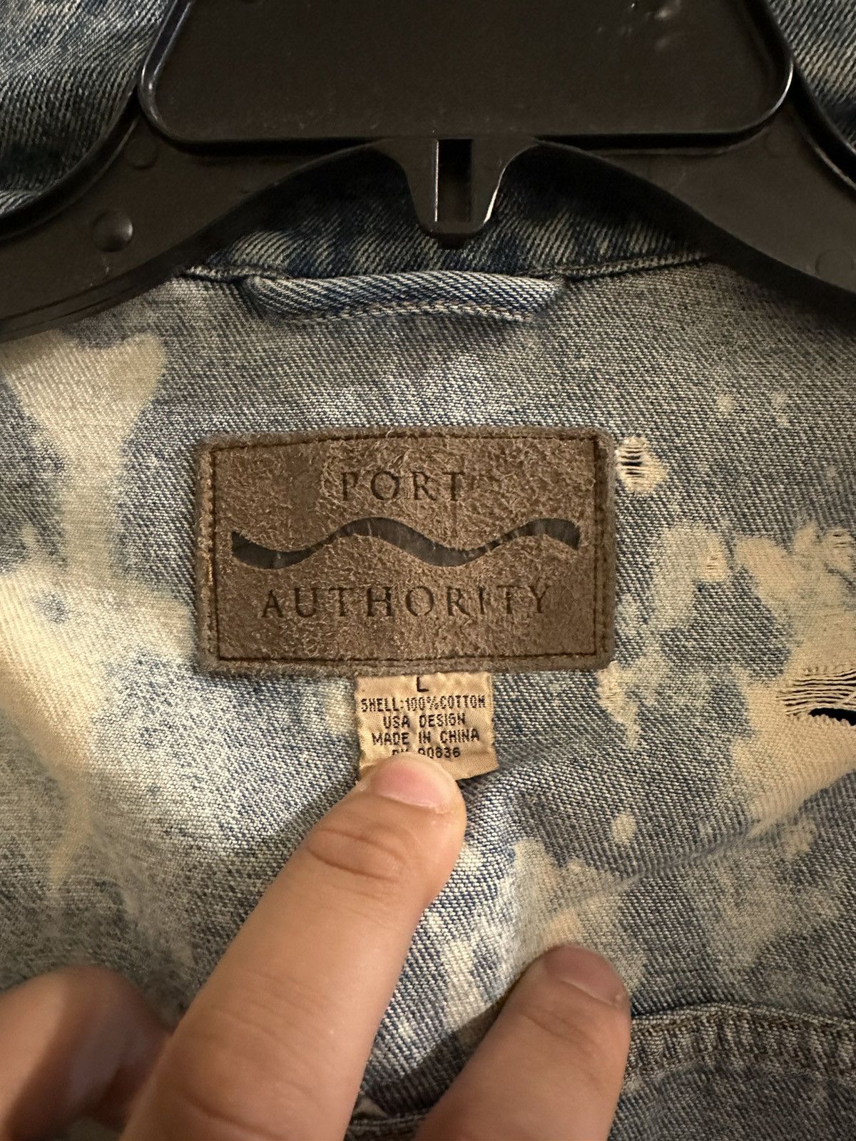 Port Authority Vintage Embroidered Bleached Denim Vest Size US L / EU 52-54 / 3 - 6 Thumbnail