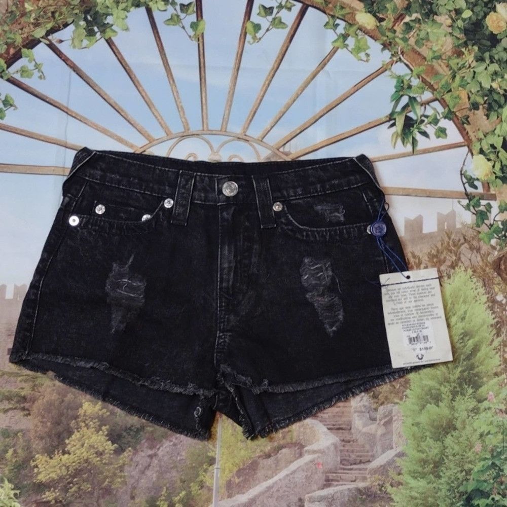 True Religion TRUE religion black distressed hi rise cut off shorts sz 26 Size 26" / US 2 / IT 38 - 7 Thumbnail