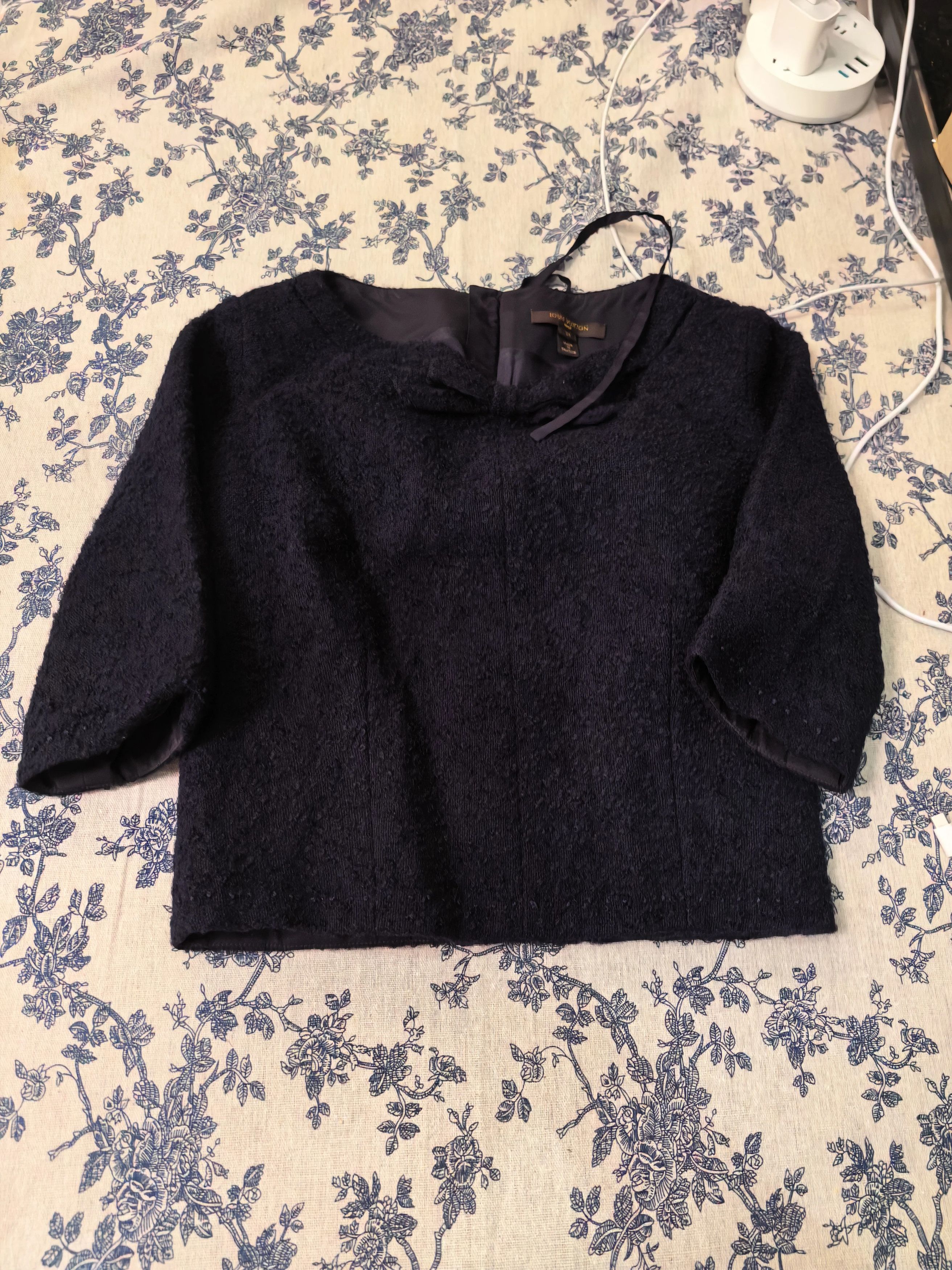Louis Vuitton LV Women's Navy Blue Bow Tweed Jacket 34 Size XS / US 0-2 / IT 36-38 - 1 Thumbnail