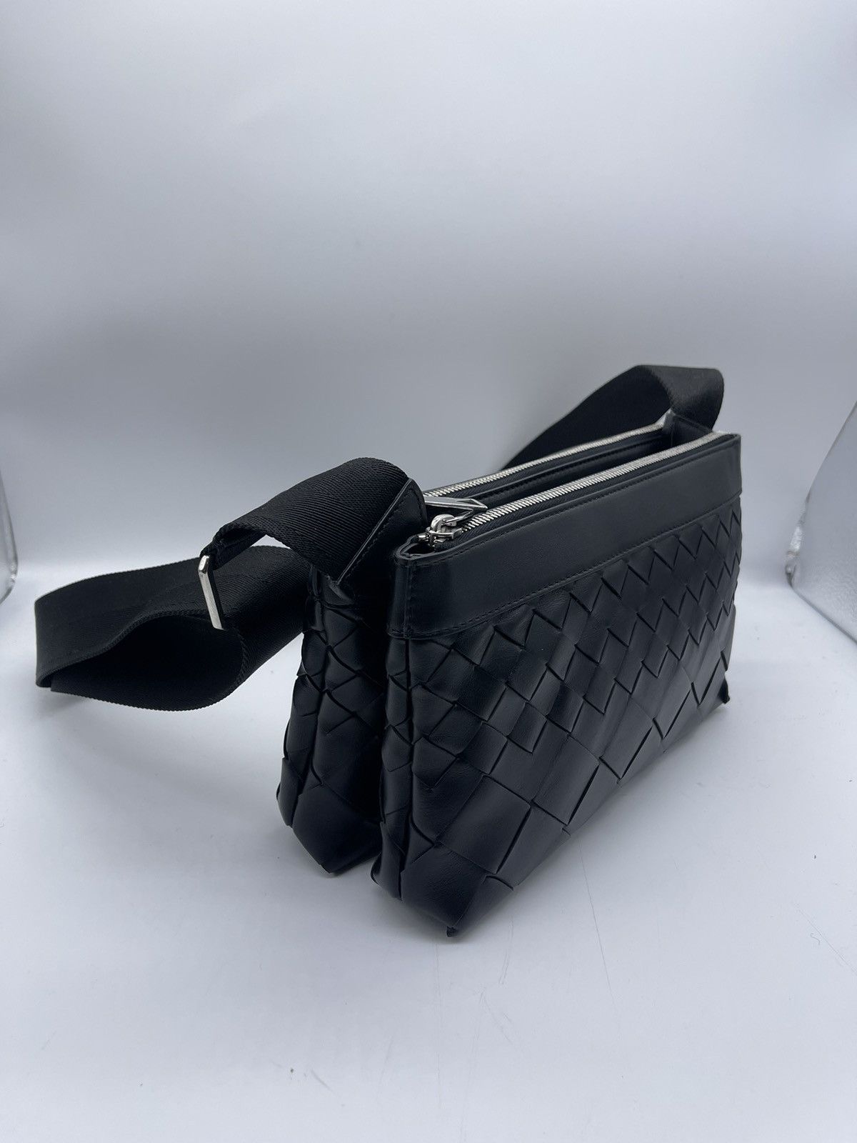 Bottega Veneta Men's Bottega Veneta Intrecciato Duo Bag Size ONE SIZE - 2 Thumbnail