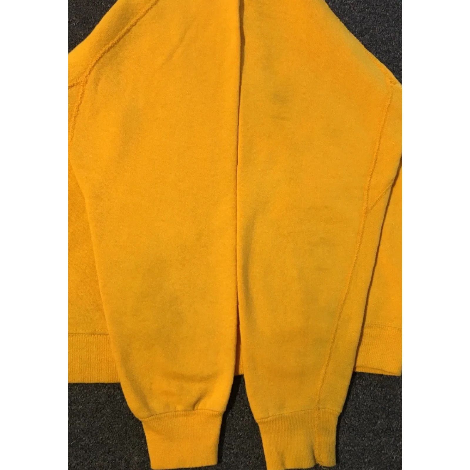 Vintage VINTAGE ASU Arizona State University Faded Flock Print Sweatshirt Hoodie S Yellow Men XS/S College Track & Field 60s 70s 80s 90s Tech Retro Size US S / EU 44-46 / 1 - 3 Thumbnail