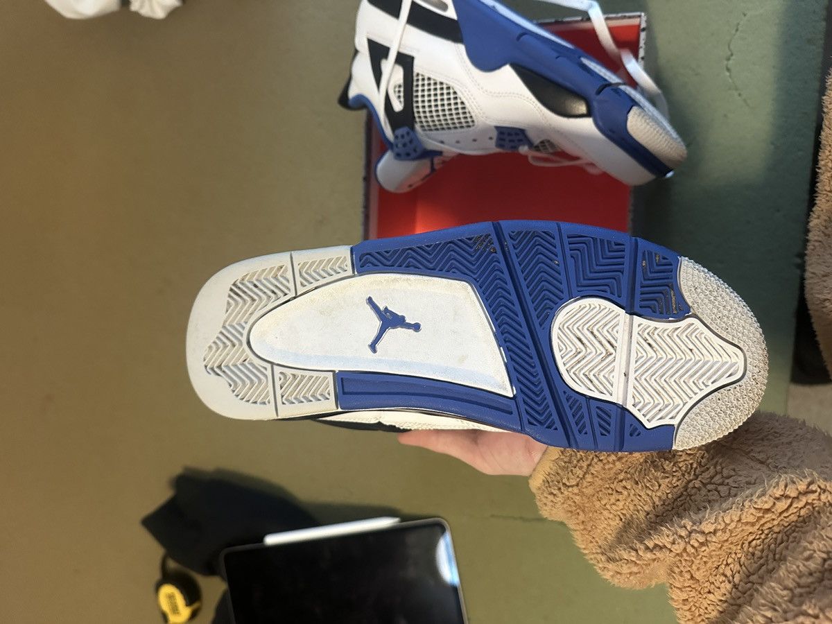 Jordan Brand 2017 Jordan 4 motorsport Size US 8 / EU 41 - 3 Thumbnail