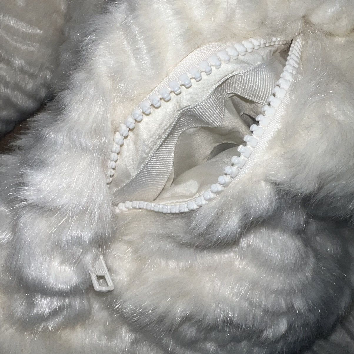 Golf Wang GOLF WANG GRAND LOGO FUR DUCK FEATHER DOWN PUFFER JACKET Size US XL / EU 56 / 4 - 5 Thumbnail