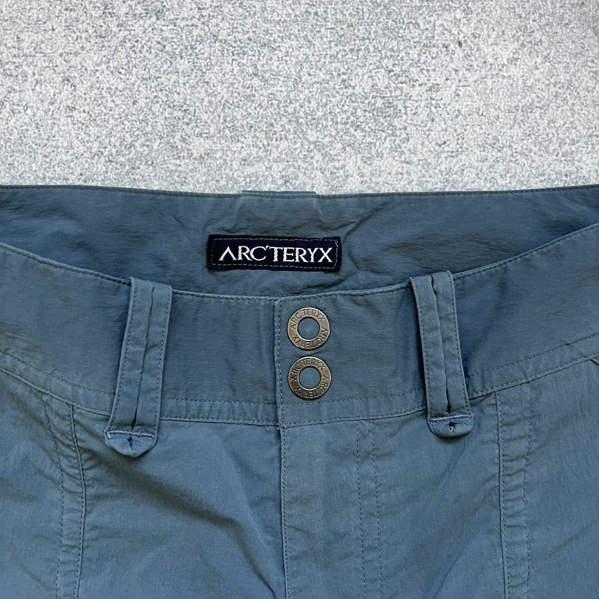 Arc'teryx Arcteryx pants nylon vintage small logo Gorpcore Size US 30 / EU 46 - 7 Thumbnail