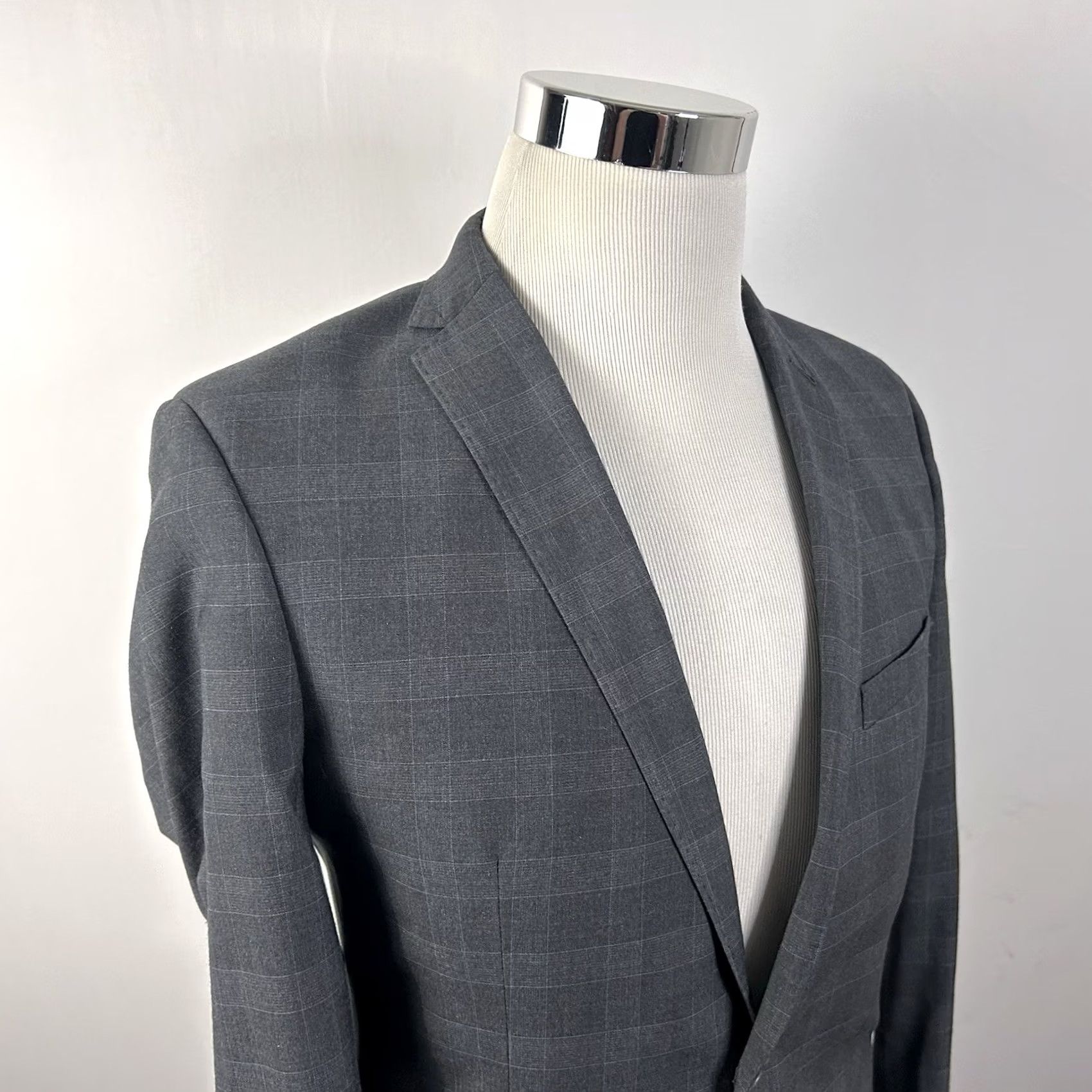Vintage Nick Graham Sport Coat Gray Plaid Two-Button Vented Modern Fit 38R Regular Men’s Col/Notch Lapel Single-Breasted NY Cut Jacket Size US XS / EU 42 / 0 - 2 Thumbnail