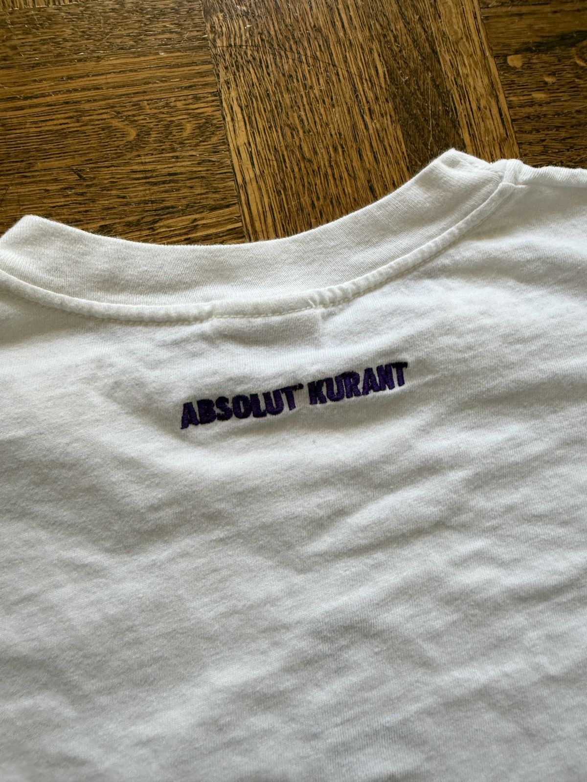 Vintage Vintage 90s Absolut Kurant Embroidered Promo Graphic Tee Size US XL / EU 56 / 4 - 6 Thumbnail