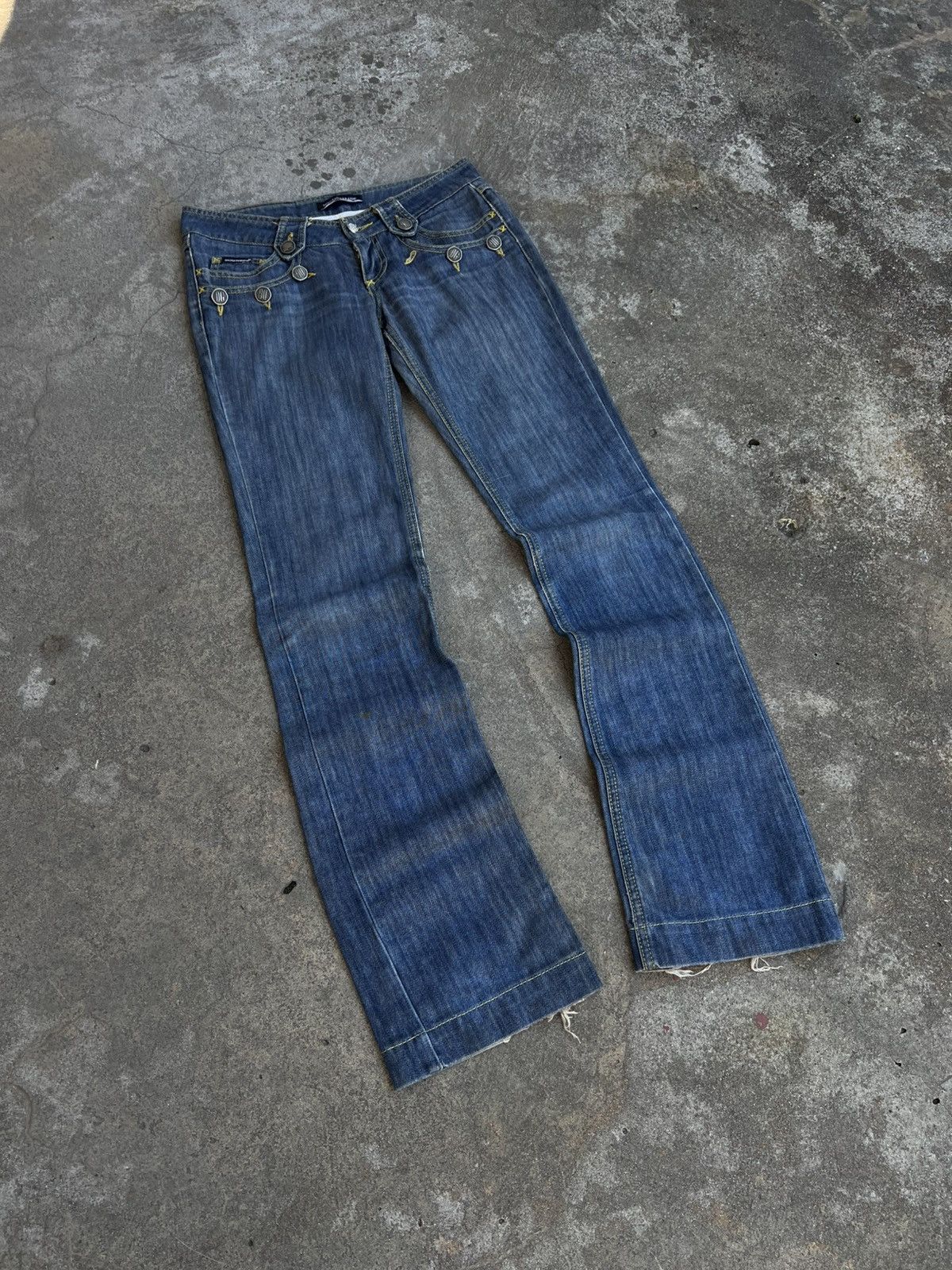 Dolce & Gabbana Crazy Vintage Dolce Gabbana Flared Bootcut Jeans Metal Logo Size 30" / US 8 / IT 44 - 7 Thumbnail