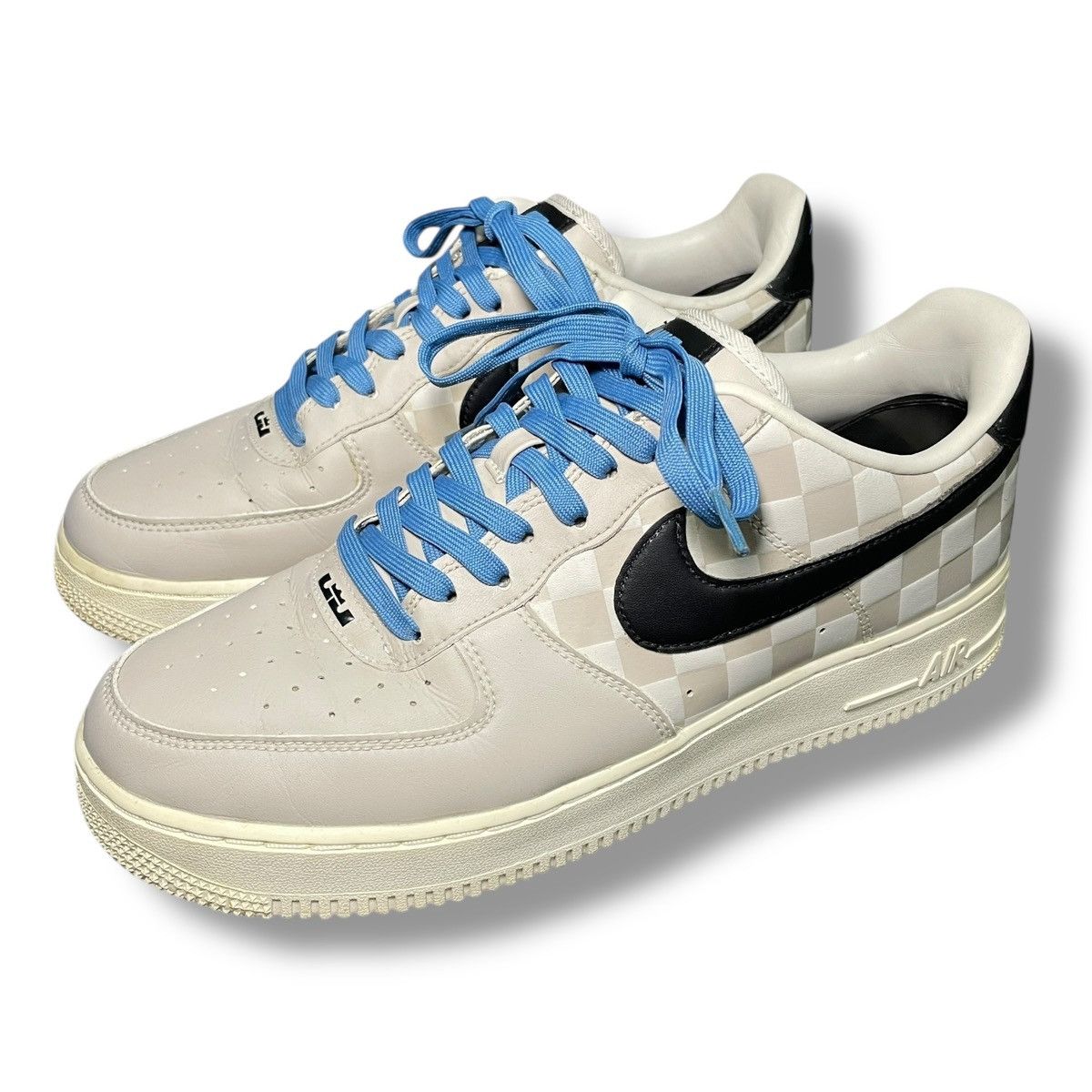 Nike Nike Air Force 1 "Strive for Greatness" King James Sneakers Size US 9.5 / EU 42-43 - 1 Thumbnail