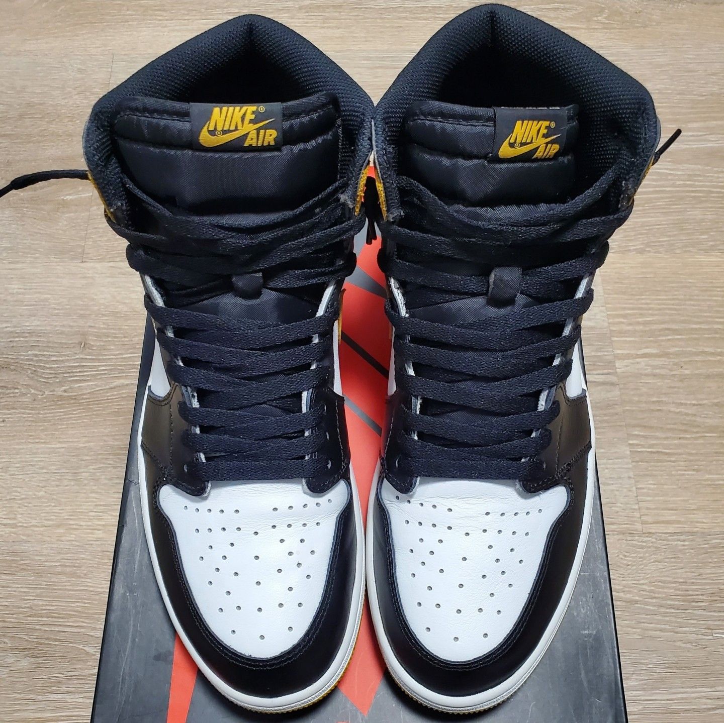 Jordan Brand × Nike Size 12.5 Jordan 1 High Best Hand In Game Yellow Ochre 2018 Size US 12.5 / EU 45-46 - 6 Thumbnail