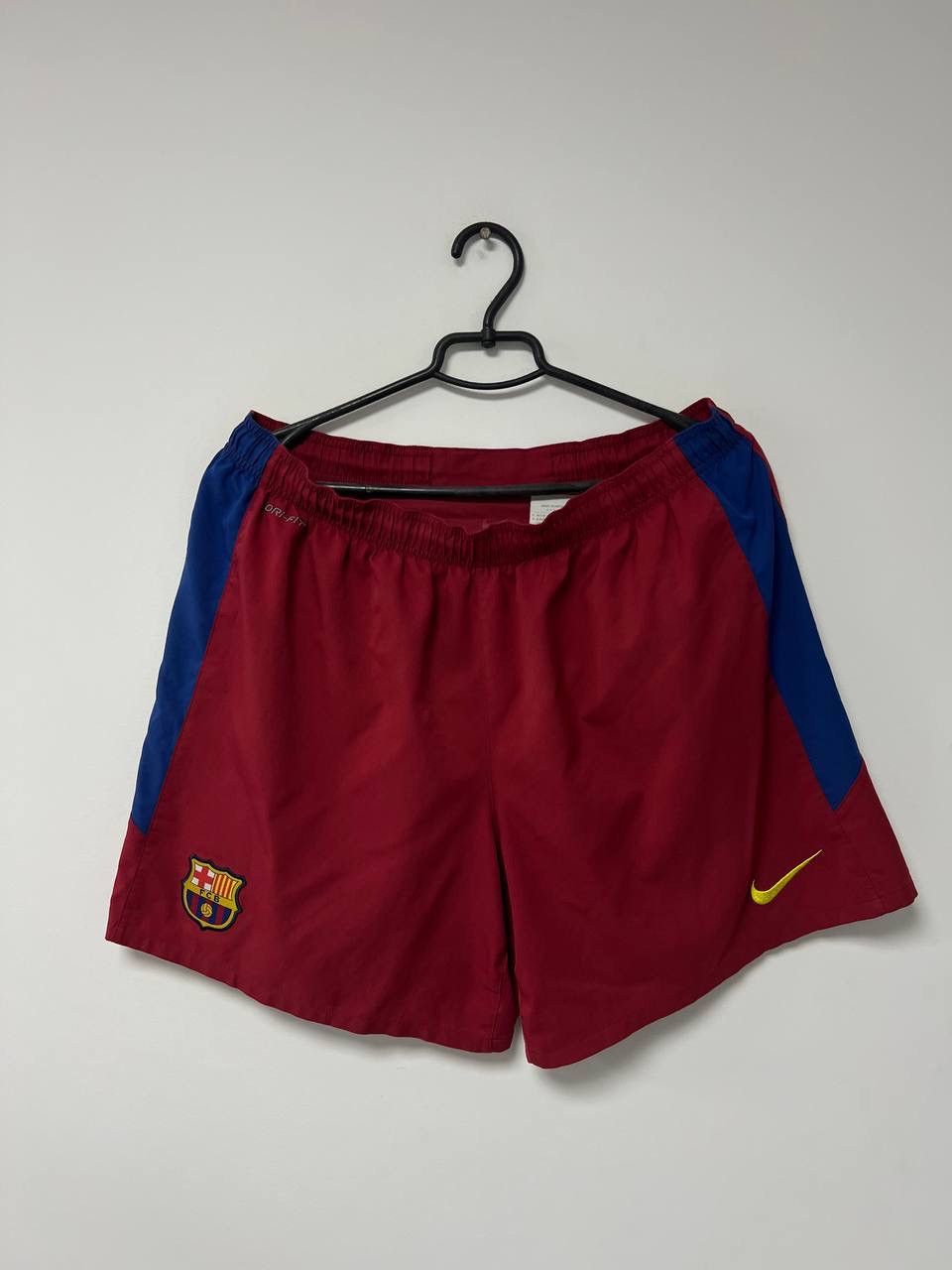 Nike Barcelona 2010/2011 Home Football Shorts Soccer Kit Nike L Size US 36 / EU 52 - 1 Thumbnail