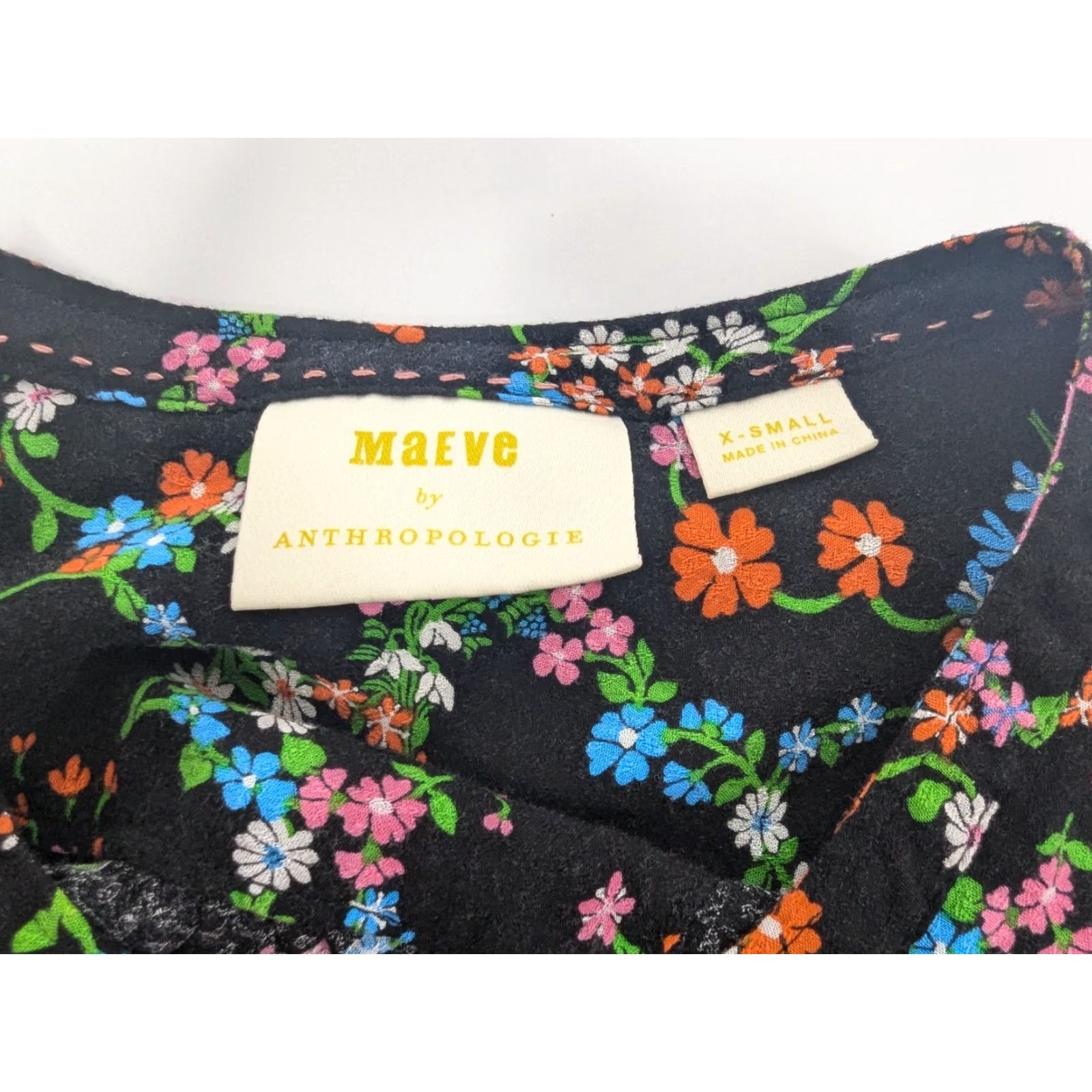 Anthropologie Maeve by Anthropologie Women's Avignon Button Down Black Floral Blouse XS Regular Crew Neck Button Long Sleeve Lightweight Summer Size XS / US 0-2 / IT 36-38 - 7 Thumbnail