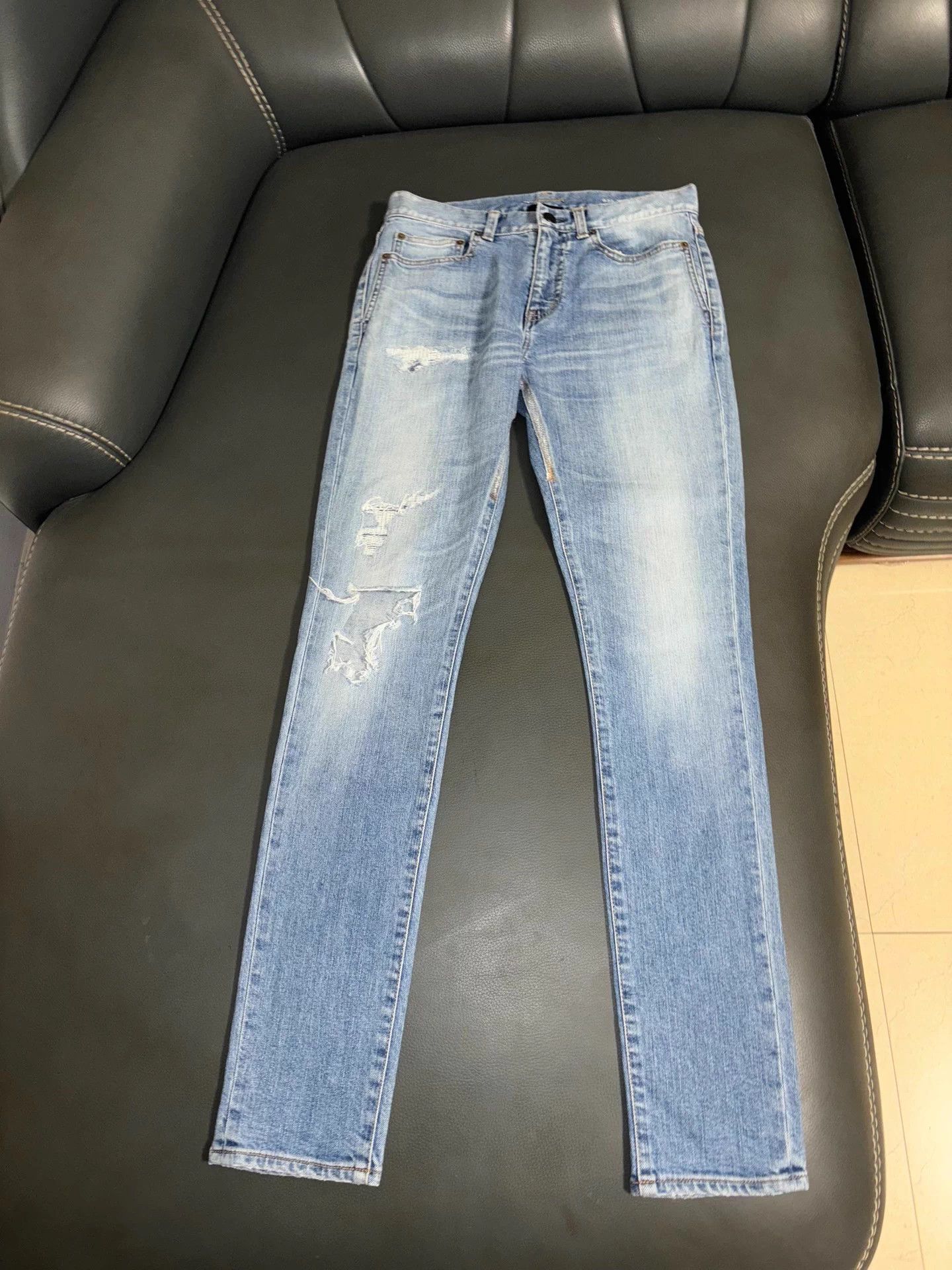 Saint Laurent Vaccarello Light Blue Distressed Jeans 28