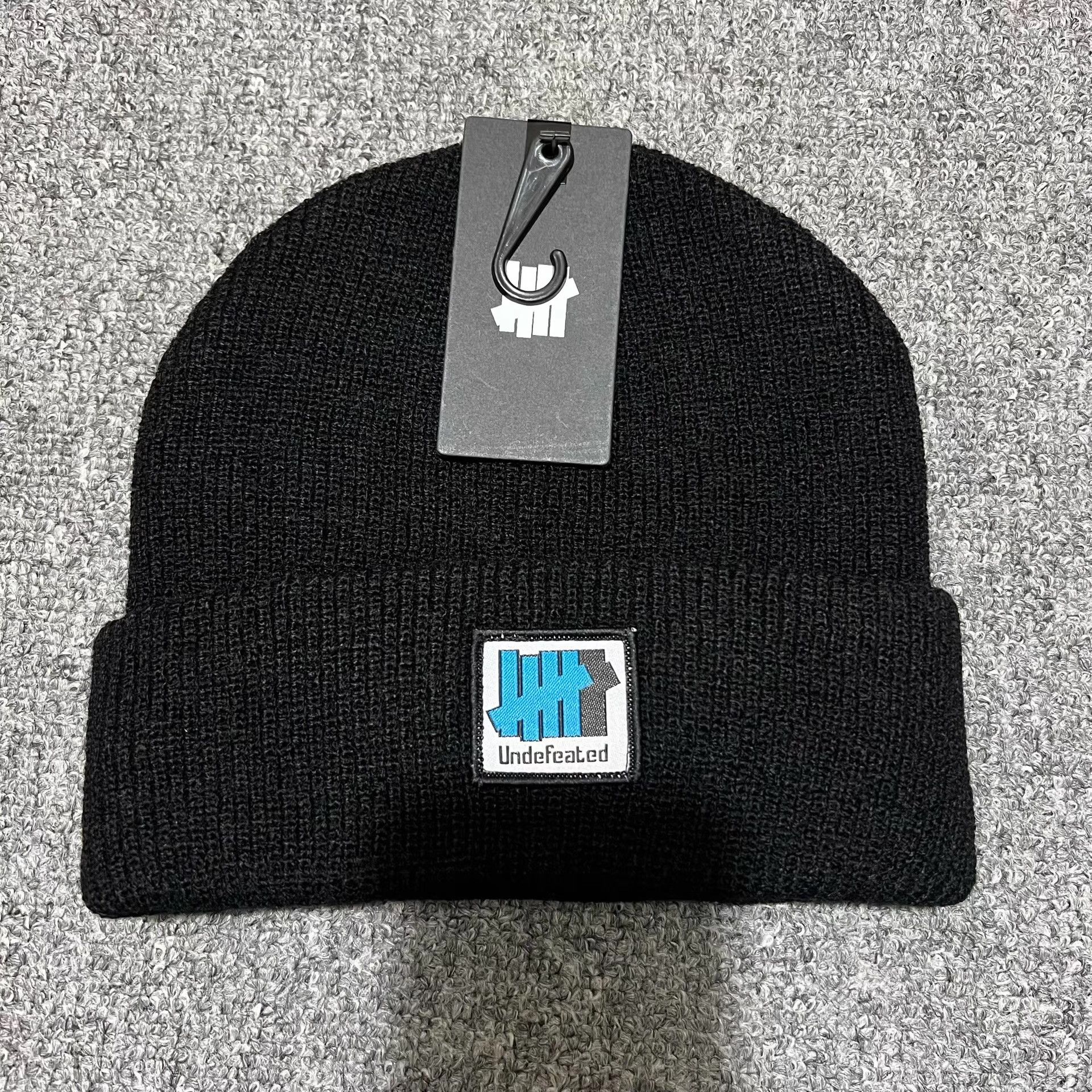 Undefeated Undefeated Patch Embroidered Knit Beanie Q7 Size ONE SIZE - 2 Thumbnail