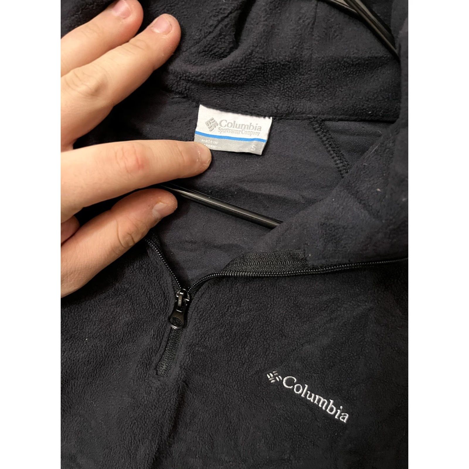 Vintage VINTAGE Columbia Sportswear Womens Size Small Fleece Quarter Zip Black 1/4 Zip Pulled Size S / US 4 / IT 40 - 2 Thumbnail