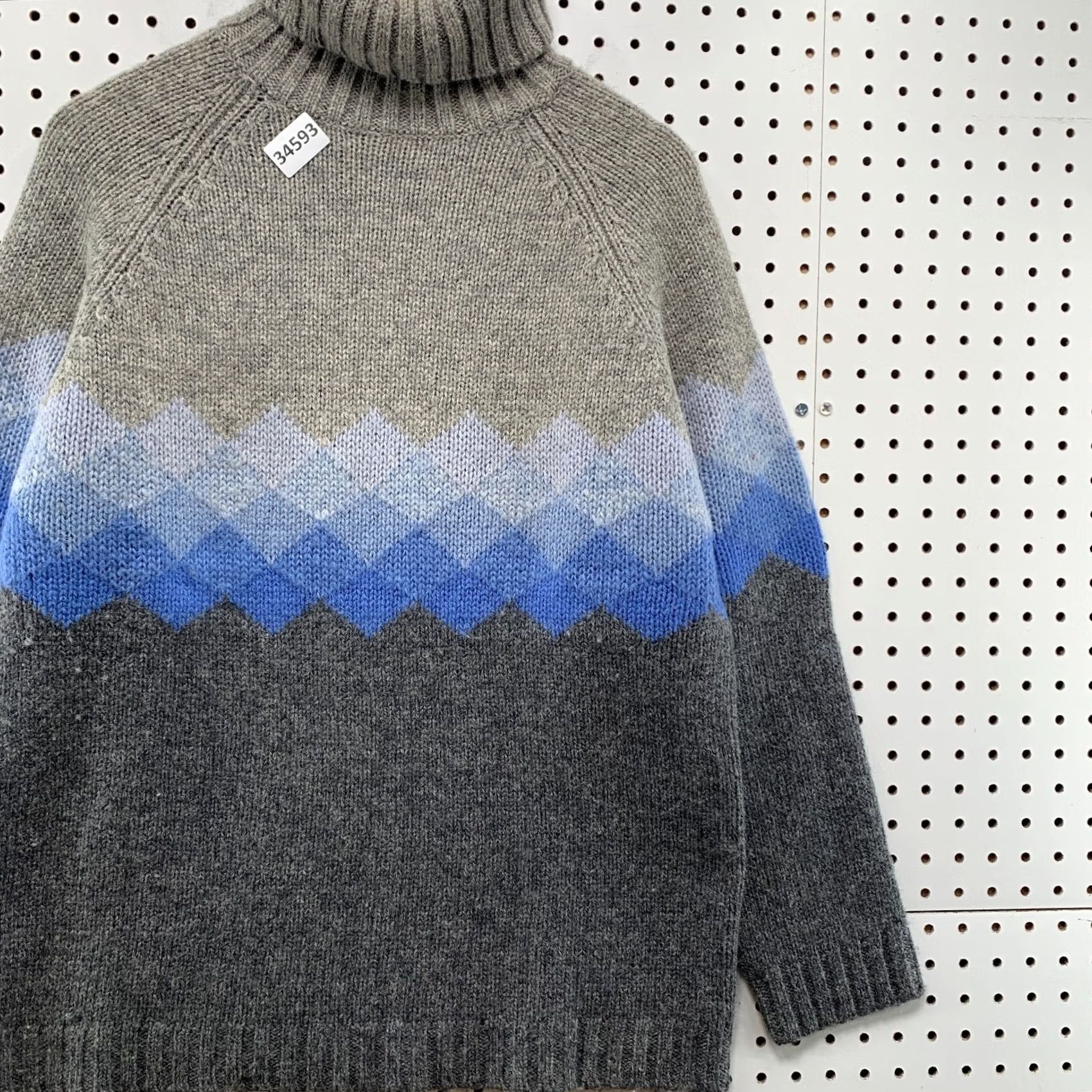Vintage VINTAGE Paris Sports Club Sweater Womens Medium Gray Knit Wool Mohair 22x26.5 Size M / US 6-8 / IT 42-44 - 4 Thumbnail