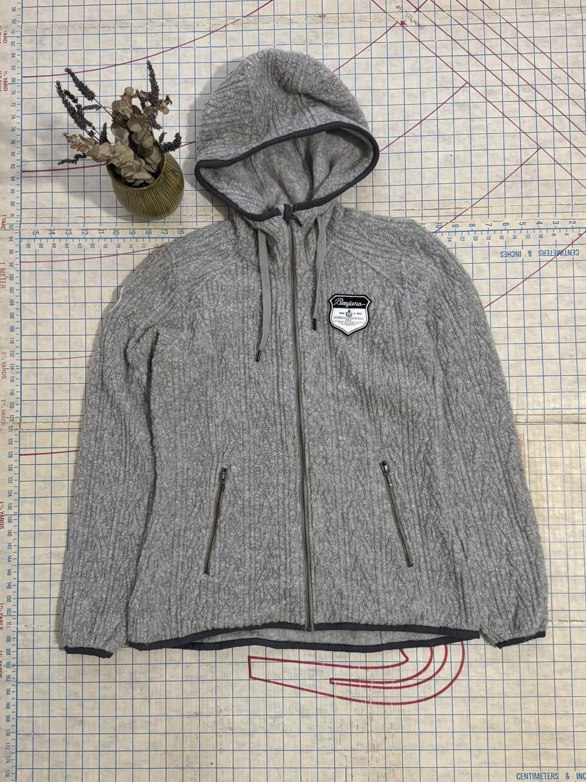 Bergans of Norway Bergan’s of Norway Full Zip Wool Blend Hoodie Women’s Medium Size M / US 6-8 / IT 42-44 - 2 Thumbnail