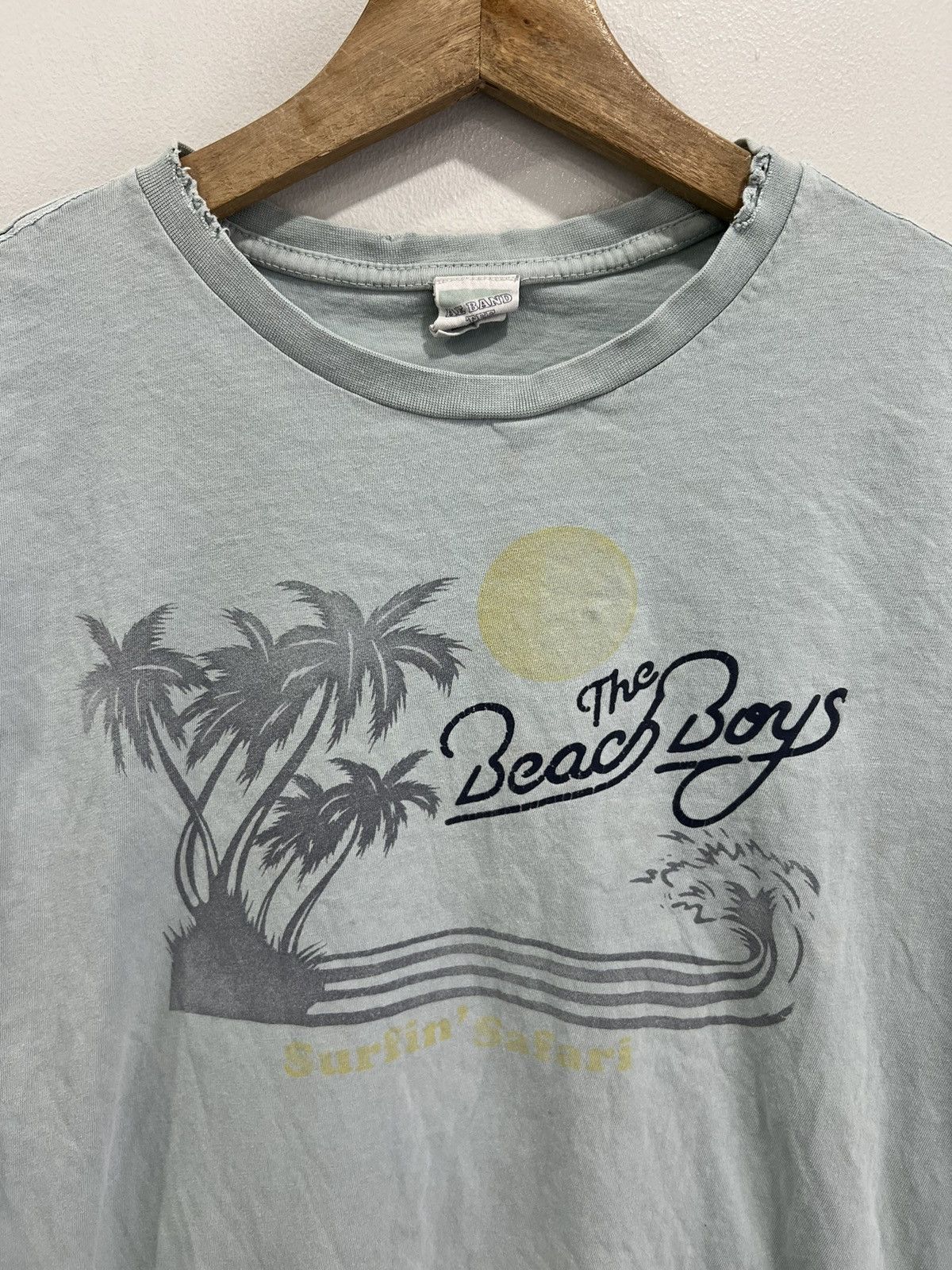 Japanese Brand Vintage Beach Boys Surfin Safari Tee shirt Size US S / EU 44-46 / 1 - 5 Thumbnail