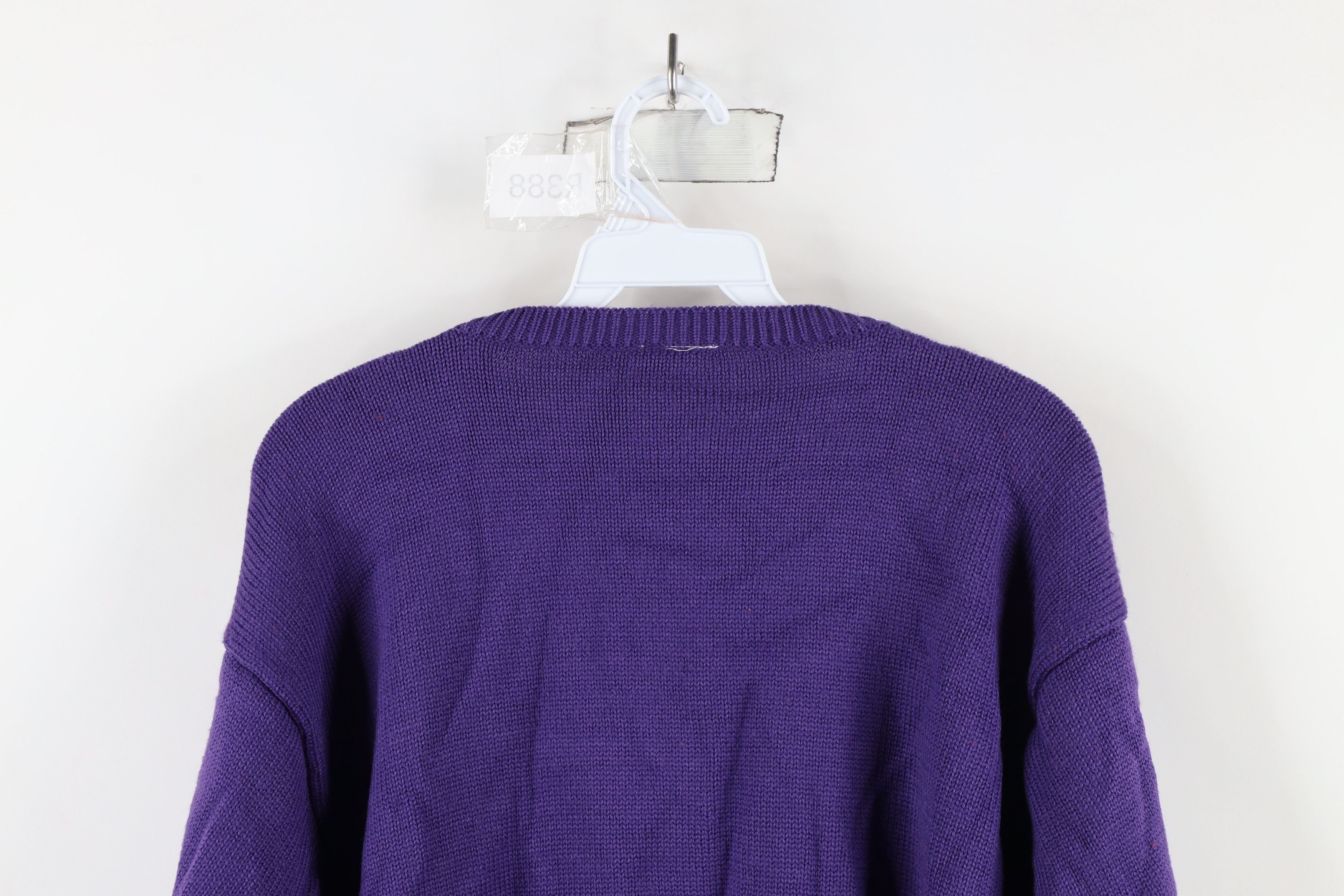 Vintage Vintage 90s Streetwear Kawaii Heart Dove Flower Knit Sweater Size L / US 10 / IT 46 - 11 Thumbnail