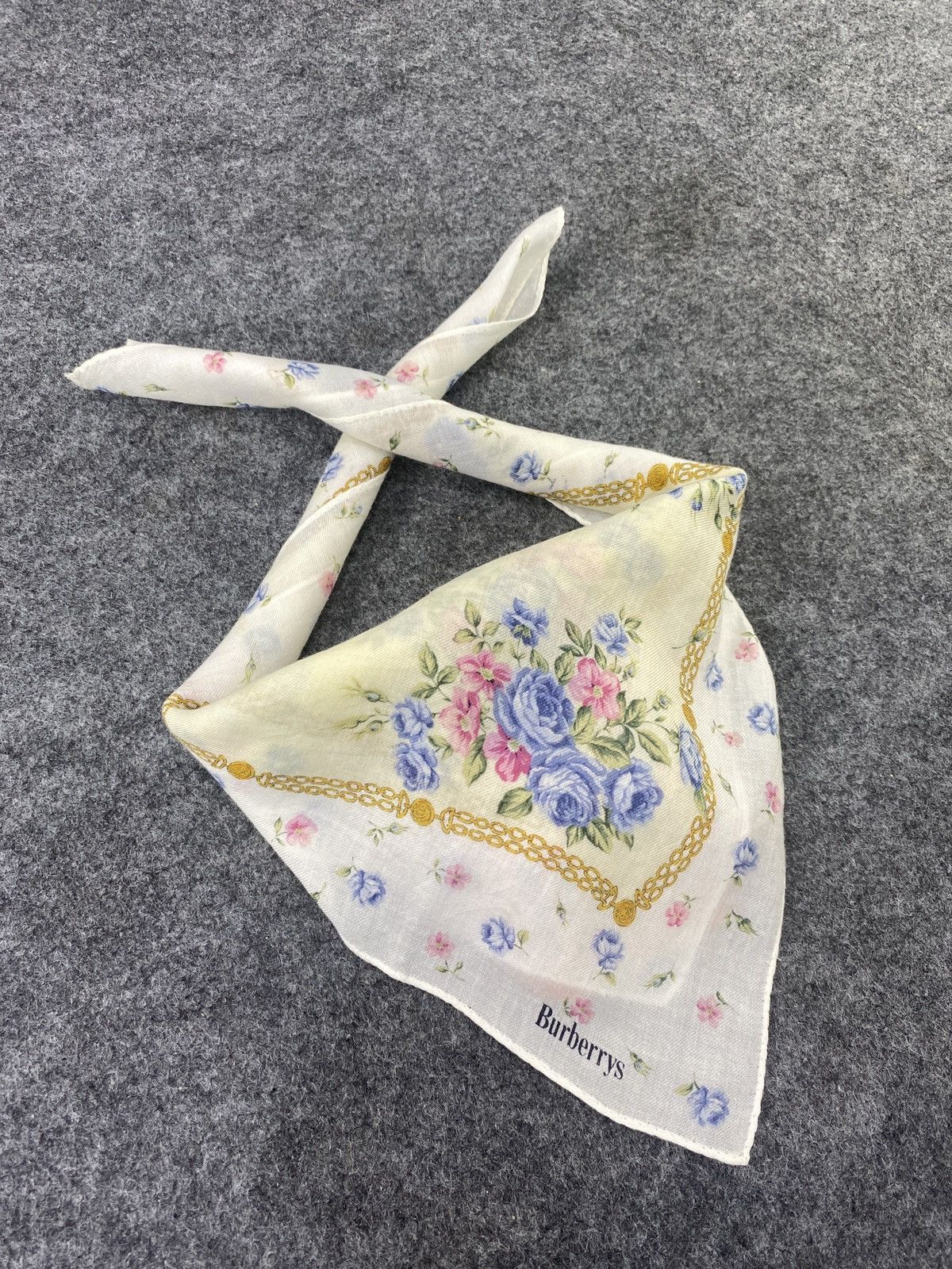 Burberry × Vintage Burberry Handkerchief / Bandana / Neckerchief-B097 Size ONE SIZE - 1 Thumbnail