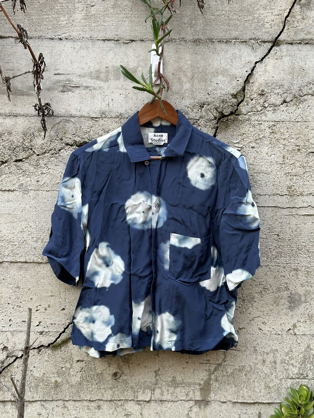 Acne Studios RARE GRAIL Acne Studios bubbled cloud burst button up shirt Size US M / EU 48-50 / 2 - 4 Thumbnail