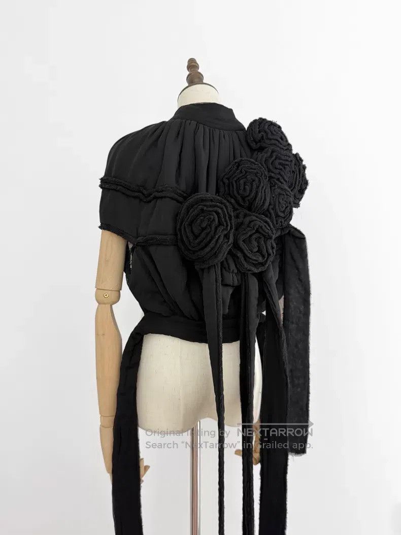 Comme des Garcons Comme Des Garcons 3D Rose Cocoon Jacket Size S / US 4 / IT 40 - 1 Thumbnail