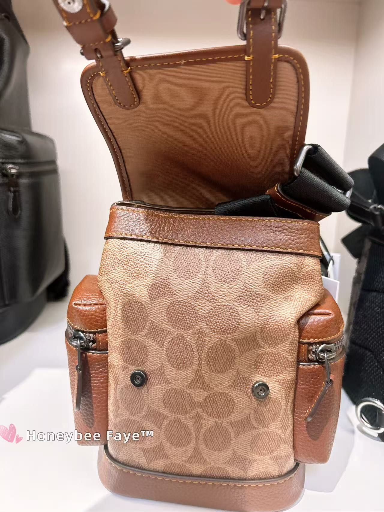 Coach Sprint Sling Pack In Signature Canvas CDB70 Size ONE SIZE - 3 Thumbnail