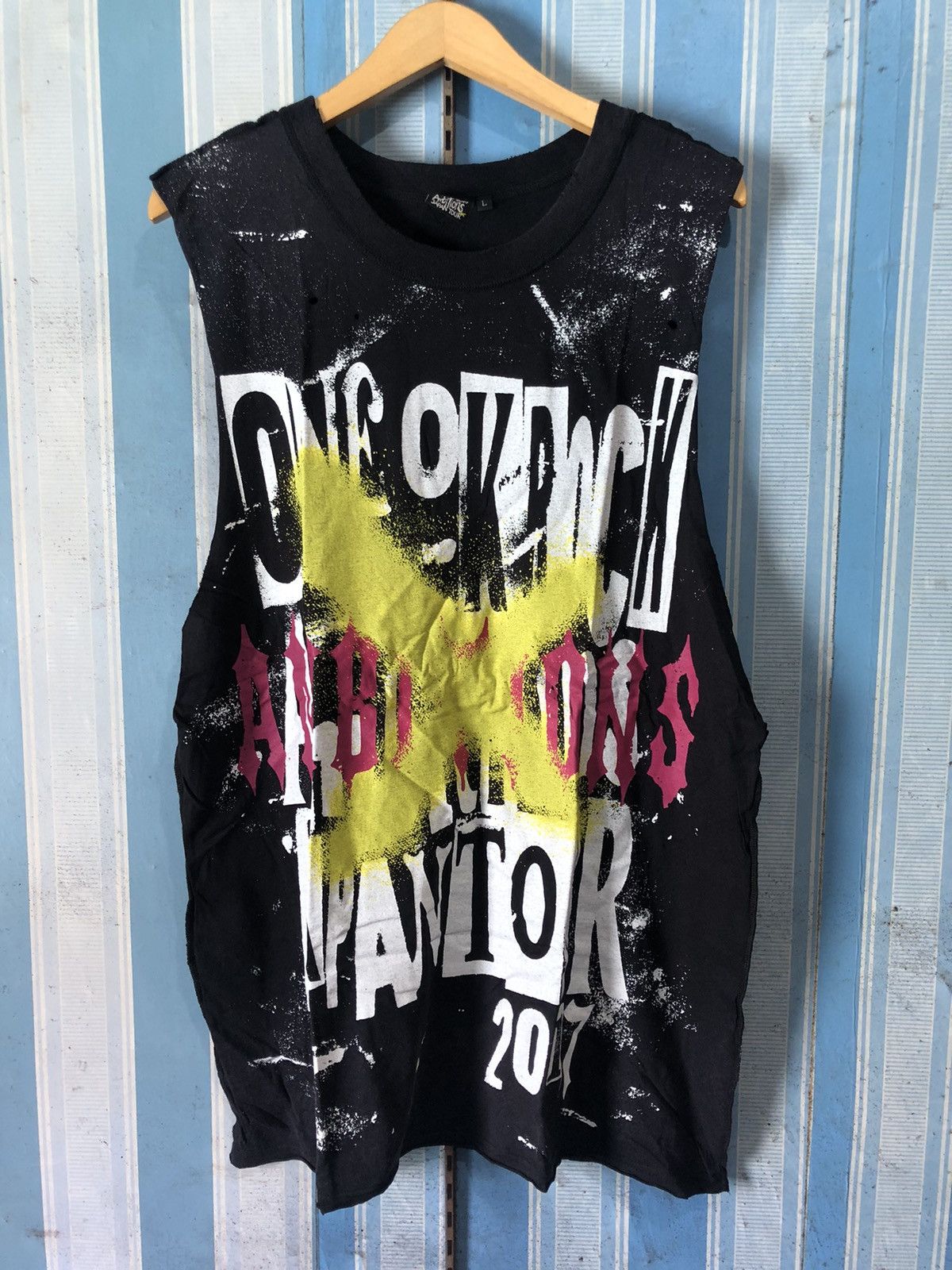 Band Tees ONE OK ROCK Tank Top 2017 Japan Tour Ambitions Official Size US L / EU 52-54 / 3 - 1 Thumbnail