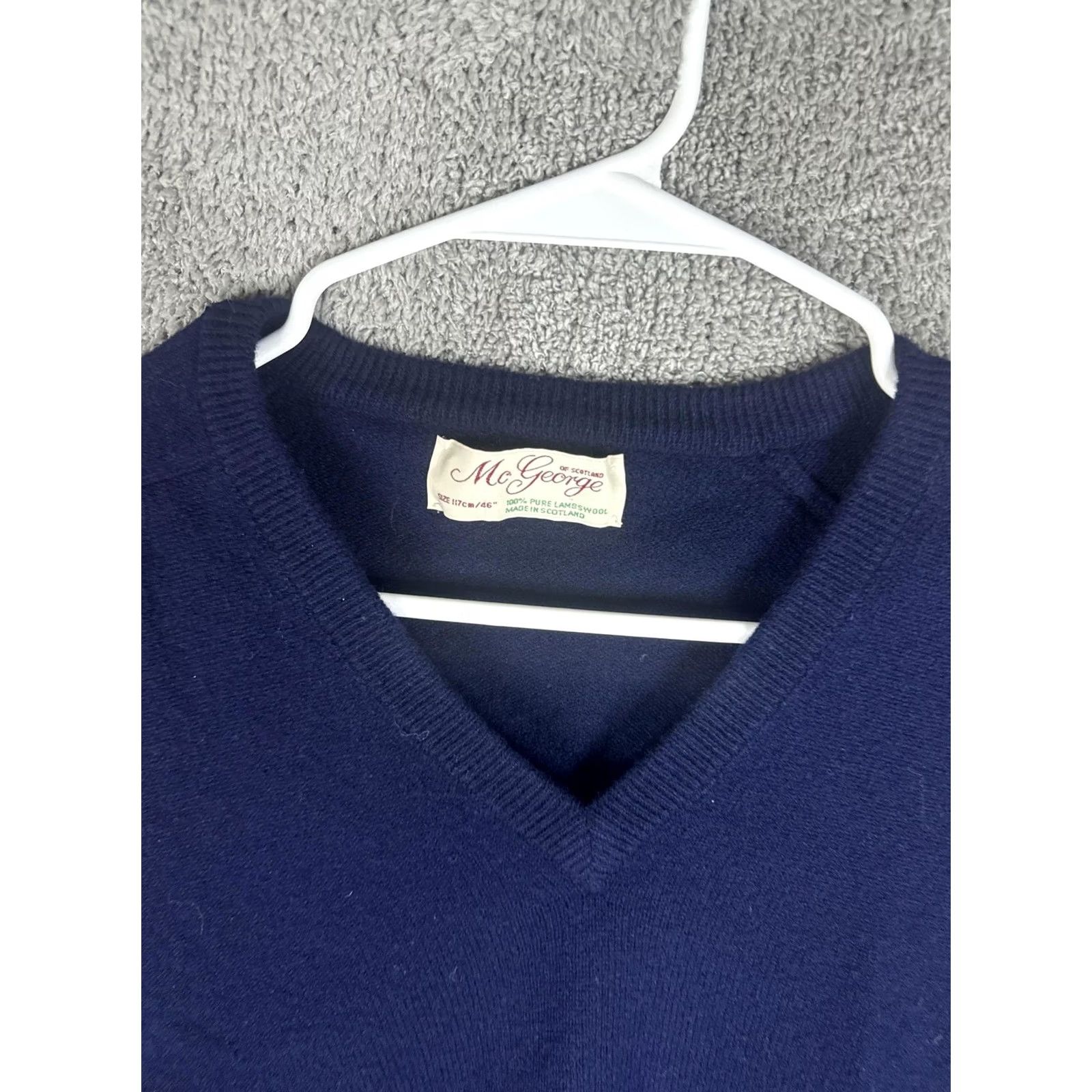Vintage VINTAGE McGeorge Sweater Mens XL Navy Blue V Neck 100% Lambswool Made In Scotland Mens XL Knit Pullover Wool Solid Navy Blue Size US XL / EU 56 / 4 - 2 Thumbnail