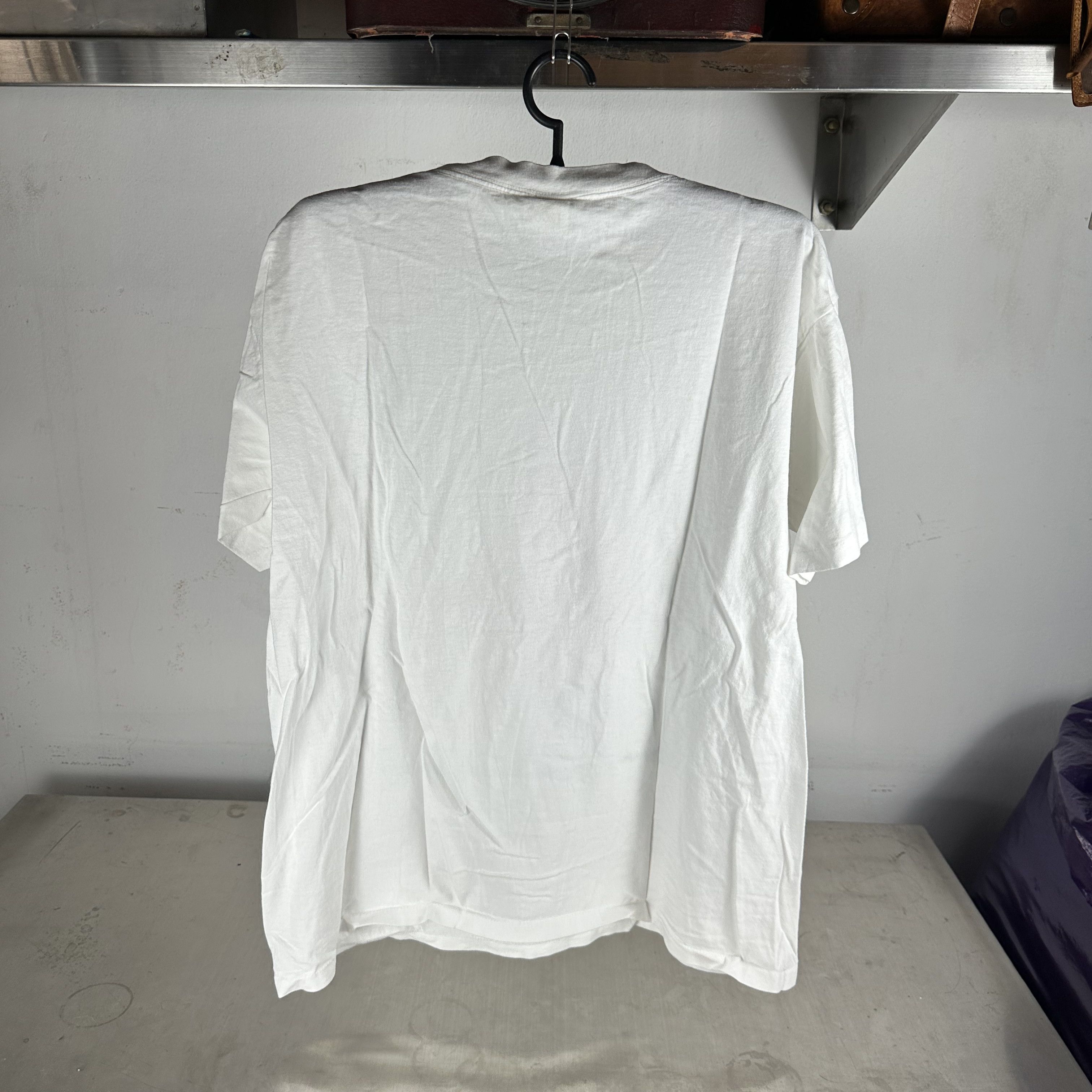Vintage 1993 Ty Wilson Artwork Art Graphic Single Stitch T-shirt Size US XL / EU 56 / 4 - 5 Thumbnail