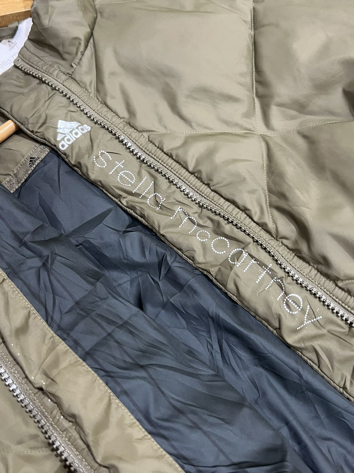 Adidas × Stella McCartney Adidas x Stella McCartney Light Puffer Jacket Size M / US 6-8 / IT 42-44 - 4 Thumbnail