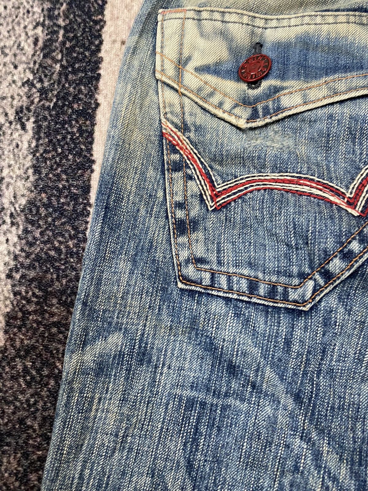 Edwin Vintage Edwin Distressed Blue Trip 503 Denim Made In Japan Size US 34 / EU 50 - 6 Thumbnail