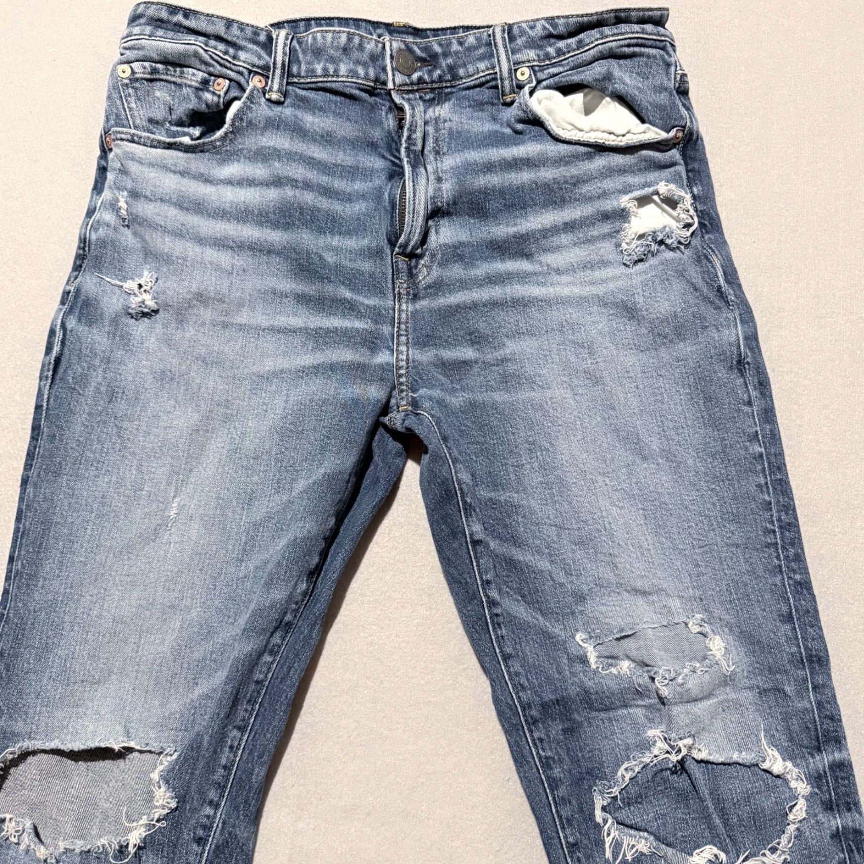American Eagle Outfitters American Eagle Jeans Men's Blue Denim Stretch Distressed Relaxed Slim - 34x32 Jeans Size US 34 / EU 50 - 3 Thumbnail