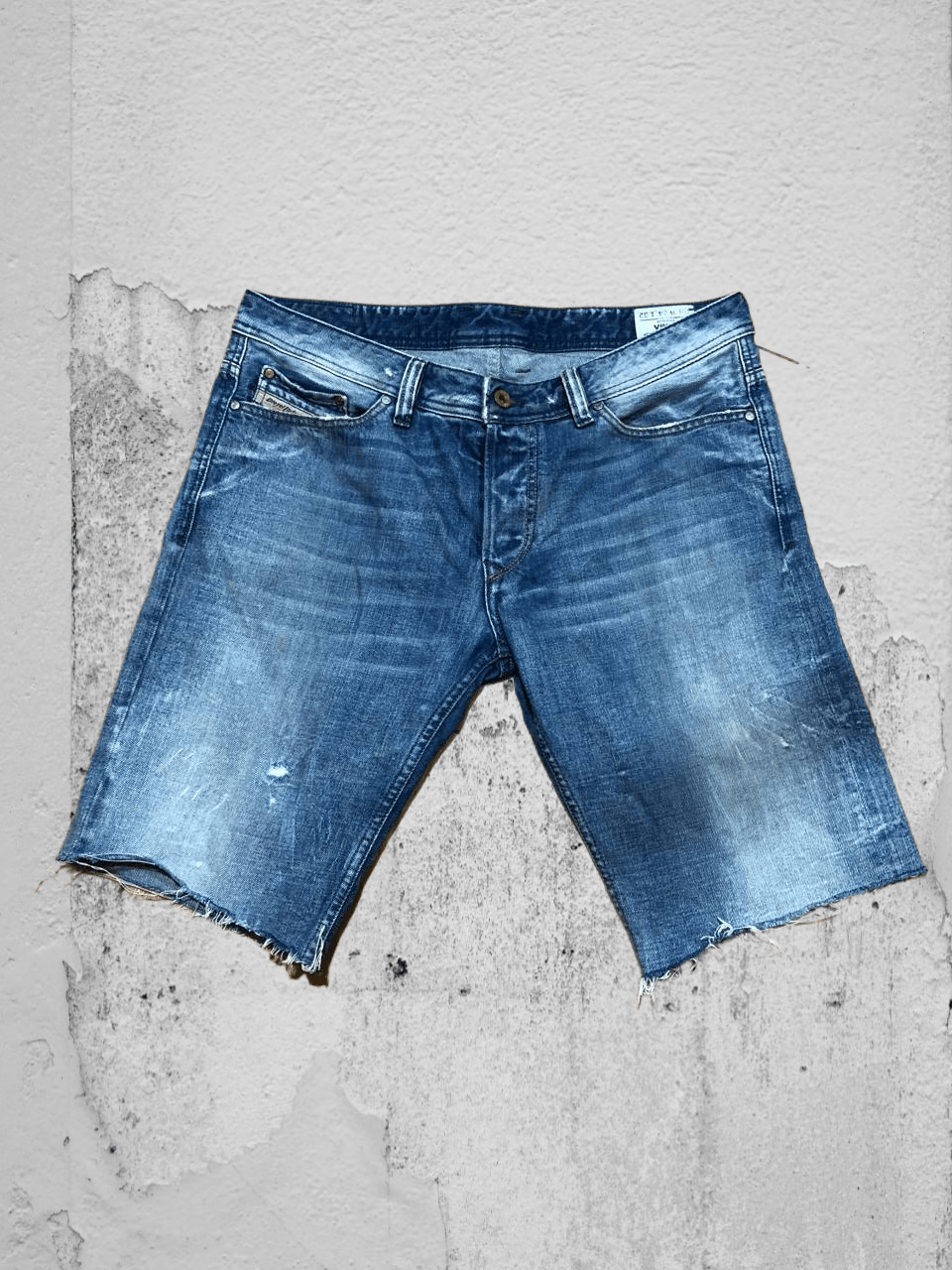 Diesel Vintage Diesel VIKER denim blue shorts logo Y2K Size US 34 / EU 50 - 1 Thumbnail