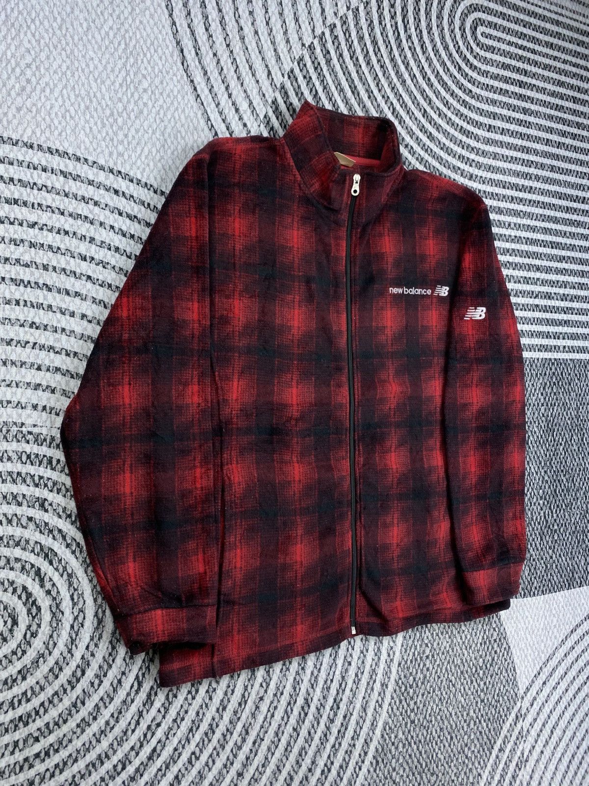 New Balance Vintage New Balance Red Checked Fleece Zipper Jacket Size US XL / EU 56 / 4 - 3 Thumbnail