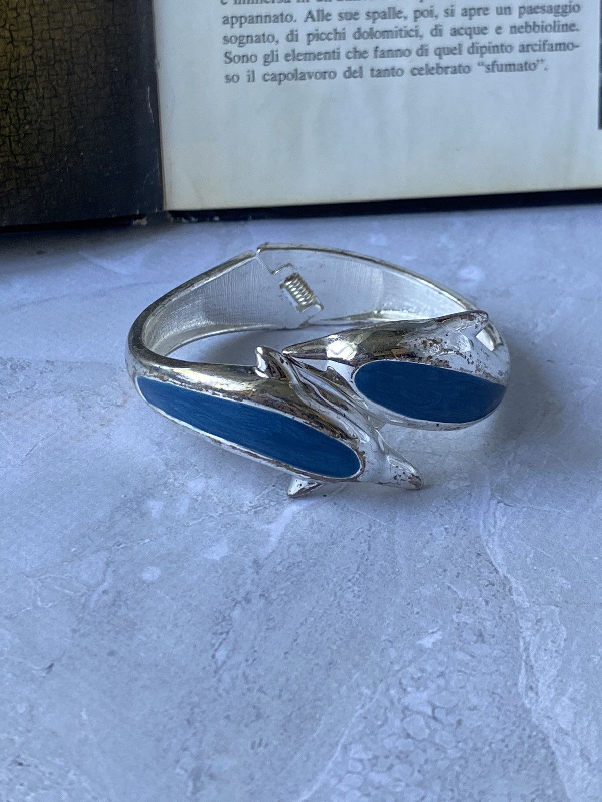 Japanese Brand × Jewelry × Vintage Vintage Dolphin Bracelet w/ Blue Enamel Size ONE SIZE - 1 Thumbnail