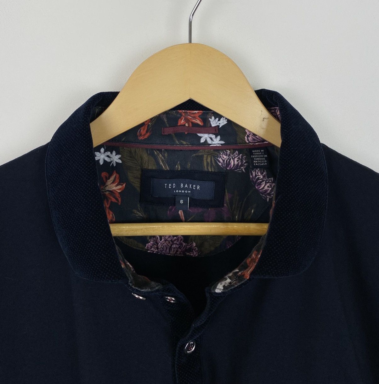 Ted Baker Ted Baker Polo Shirt Buttons Ups Men’s Size 6 Navy Blue Top Size US XXL / EU 58 / 5 - 4 Thumbnail