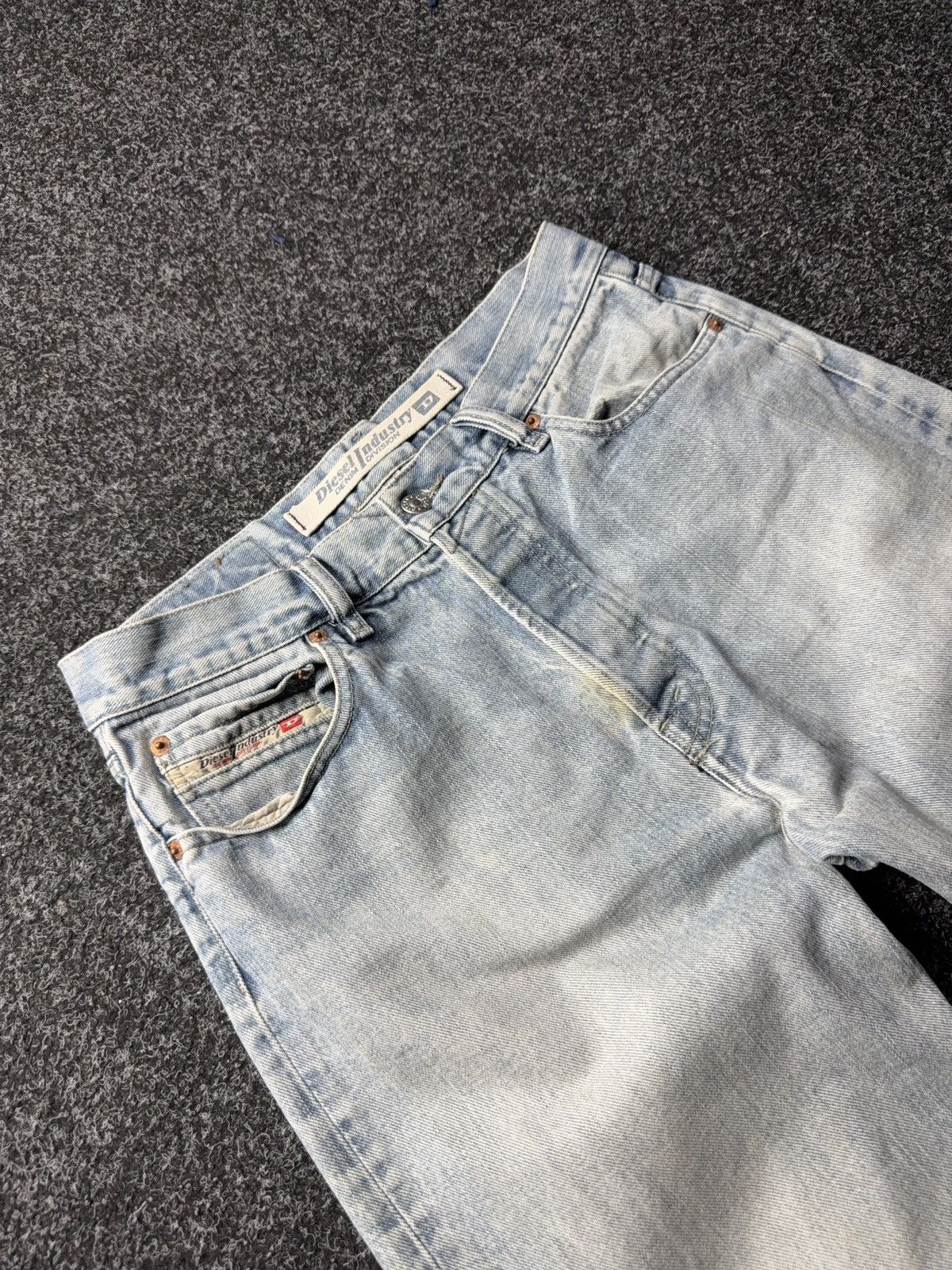 Diesel Vintage Retro Diesel Industry Jeans Made in Italy Light Wash Size US 31 - 8 Thumbnail
