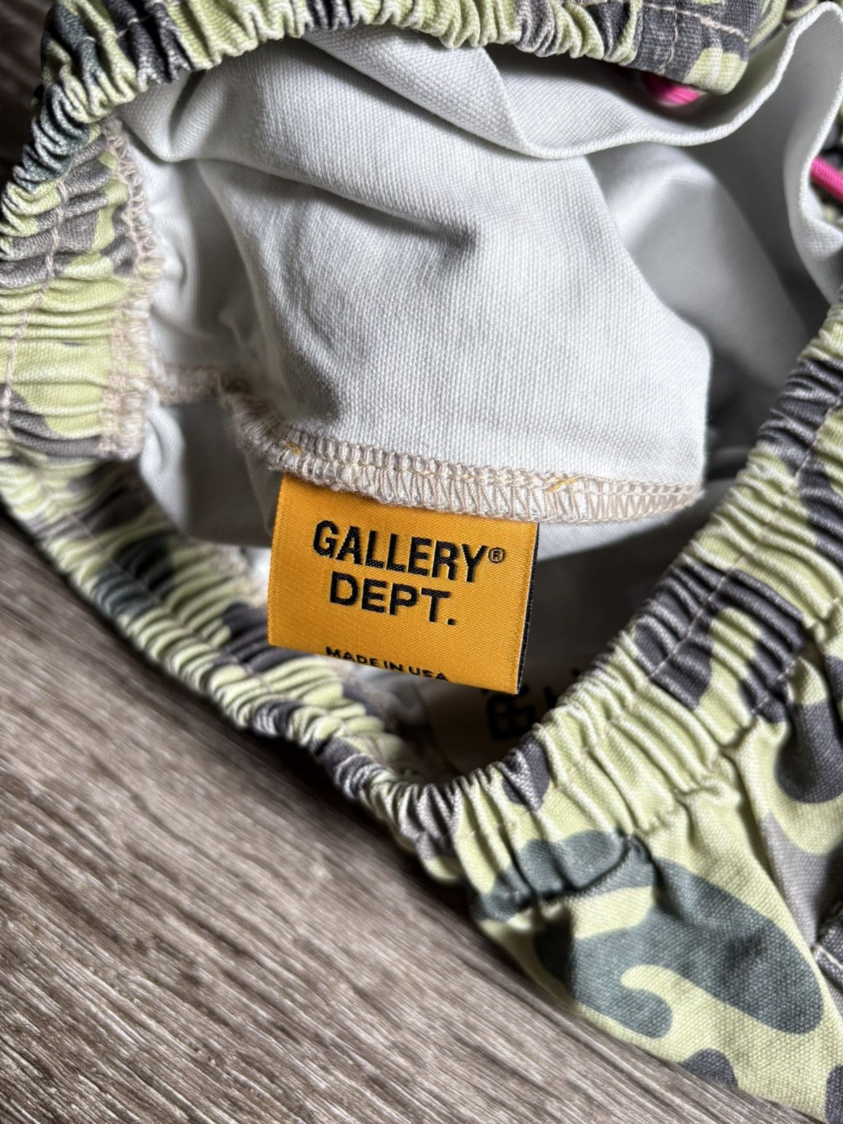 Gallery Dept. Gallery Dept. Green Camo Zuma Shorts Size US 29 - 11 Thumbnail