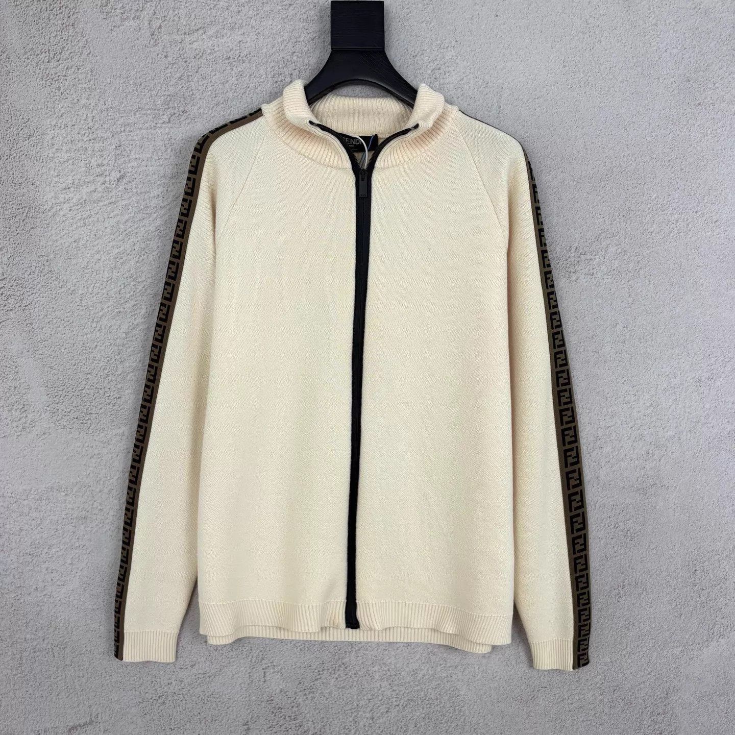 Fendi White Zip-Up Knit Sweater with Side Stripes Size US M / EU 48-50 / 2 - 1 Thumbnail