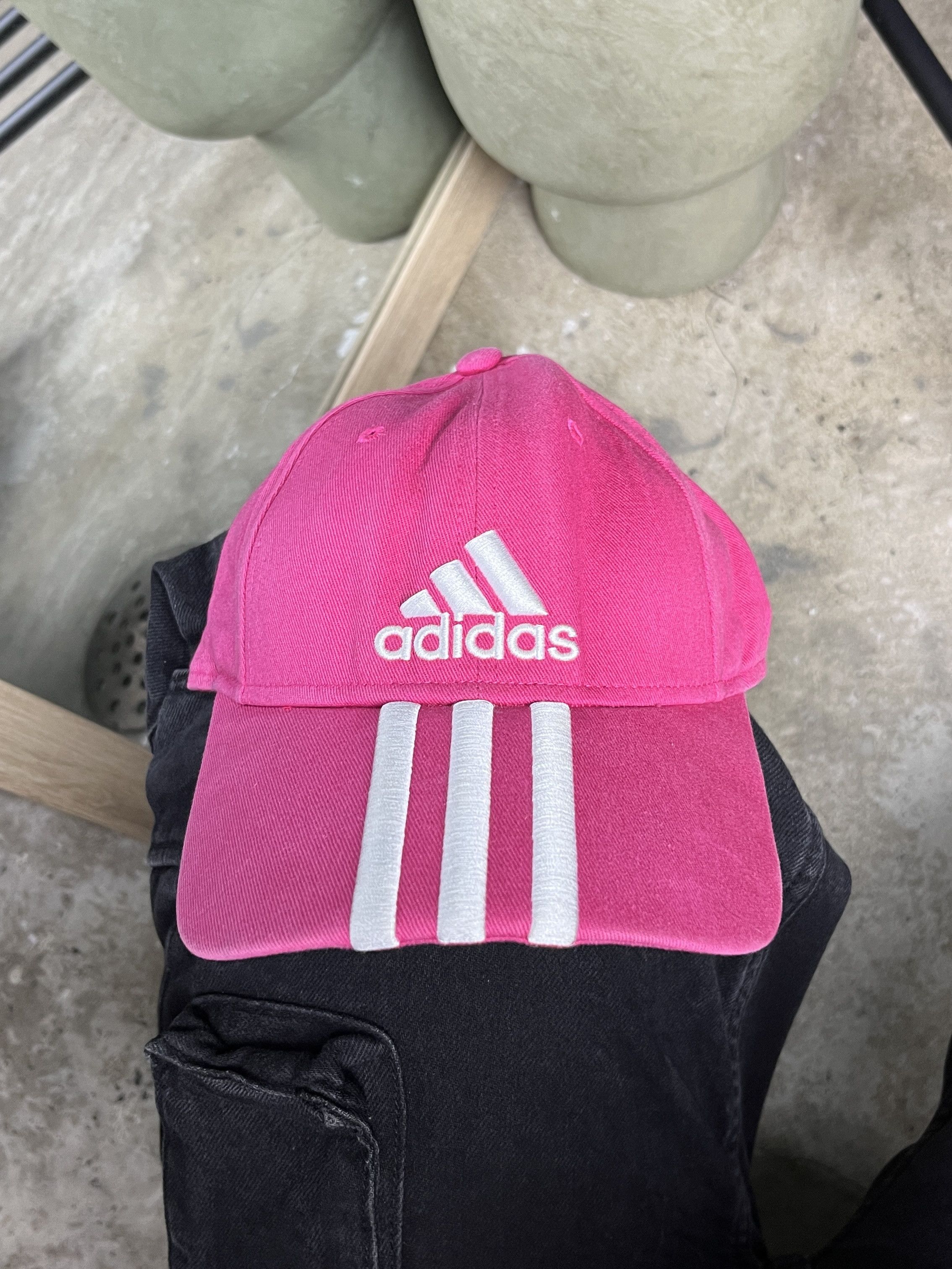 Vintage 2000s ADIDAS PINK 3-STRIPES LOGO CAP - № 4503 Size ONE SIZE - 1 Thumbnail