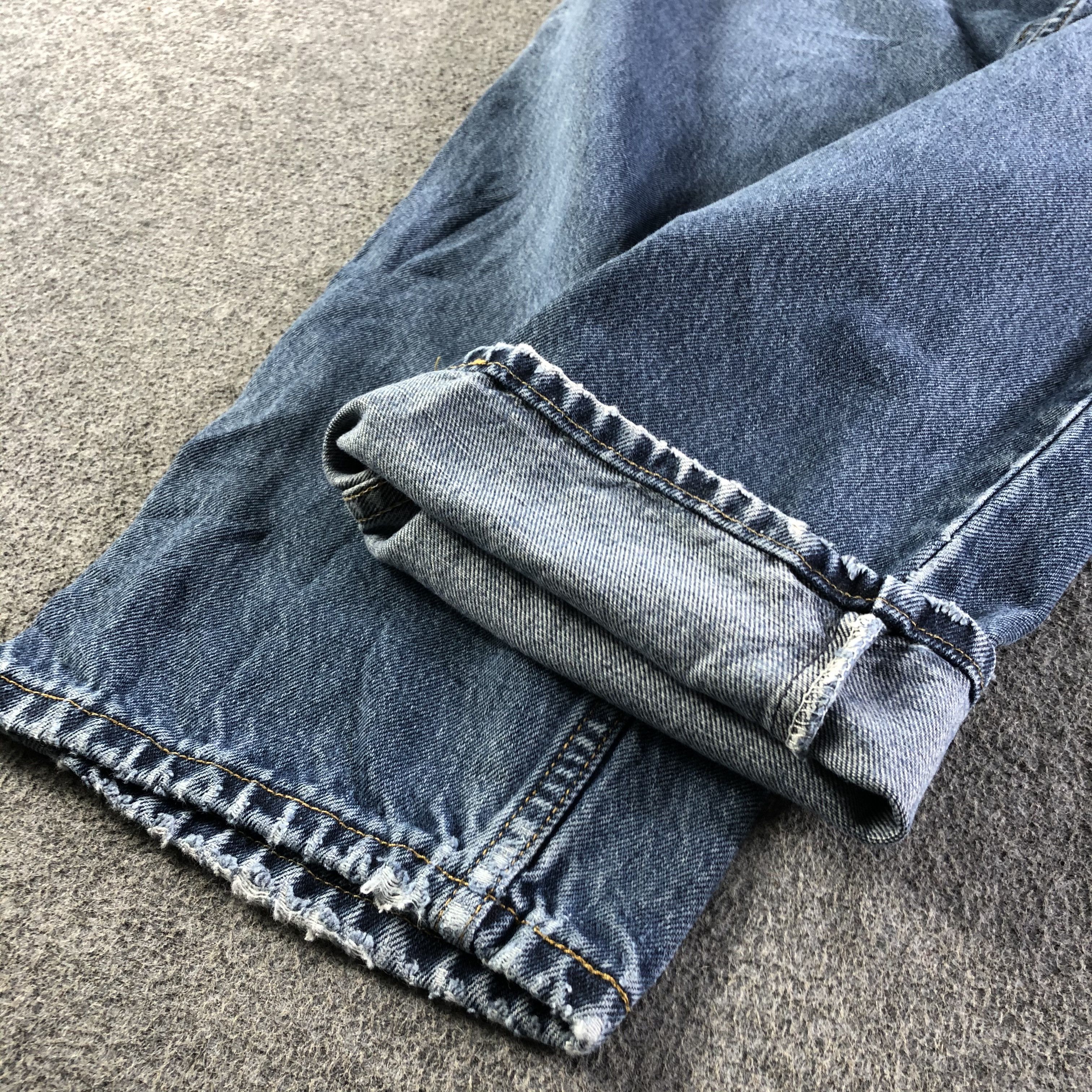 Levi's Vintage 90s Blue Wash Levis 560 Jeans-J4386 Size US 37 - 7 Thumbnail