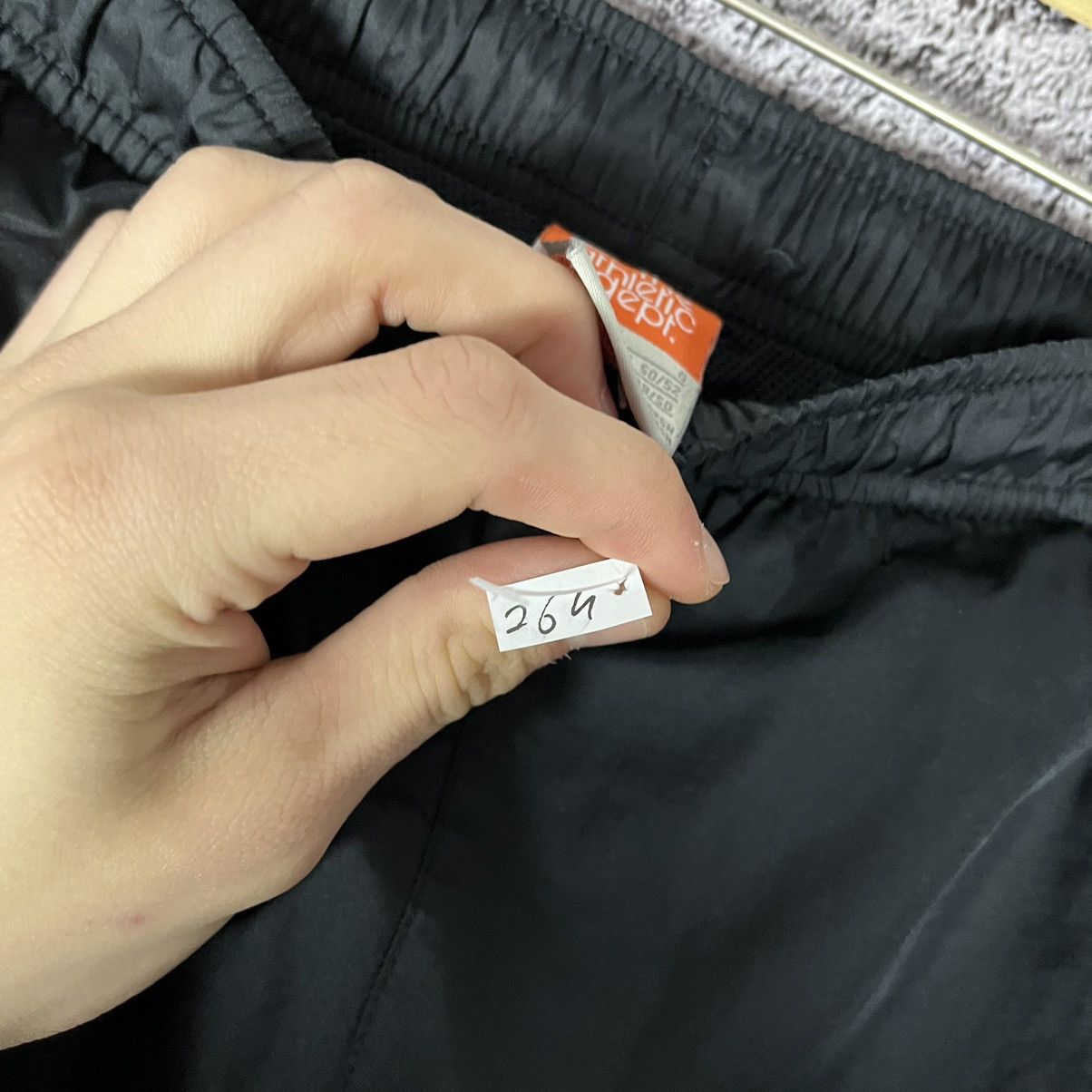 Nike × Vintage 🤖VINTAGE🤖 Nike Neylon Jogger Sport Pants Size US 34 / EU 50 - 9 Thumbnail