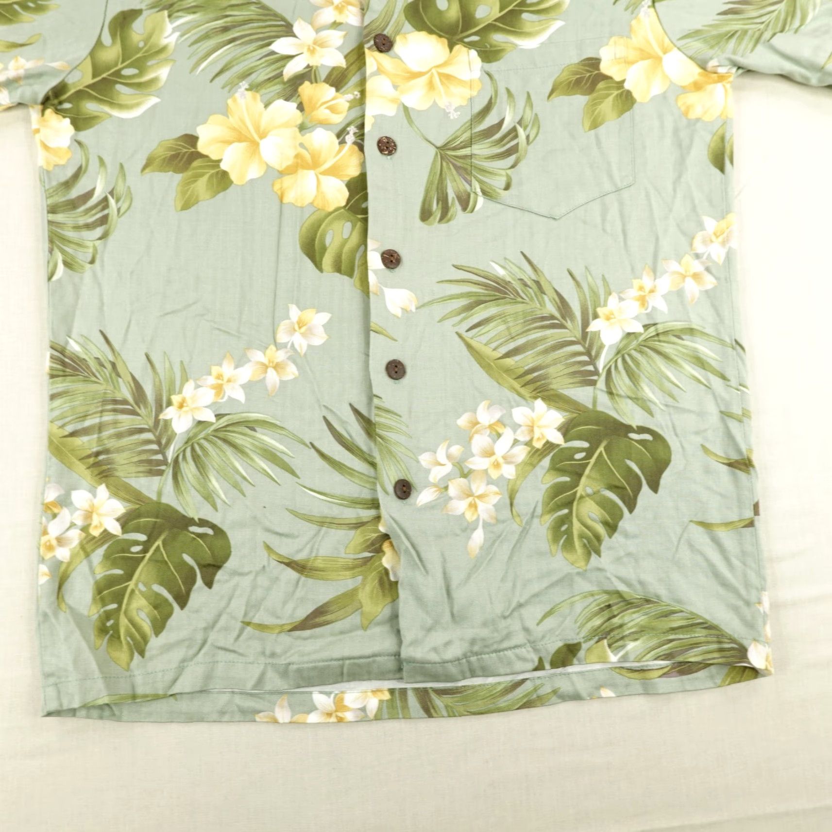 Hilo Hattie VINTAGE Hilo Hattie Shirt Mens Small Short Sleeve Tropical Hawaiian Casual Button-Up Green Floral 90s Mens Size US S / EU 44-46 / 1 - 4 Thumbnail