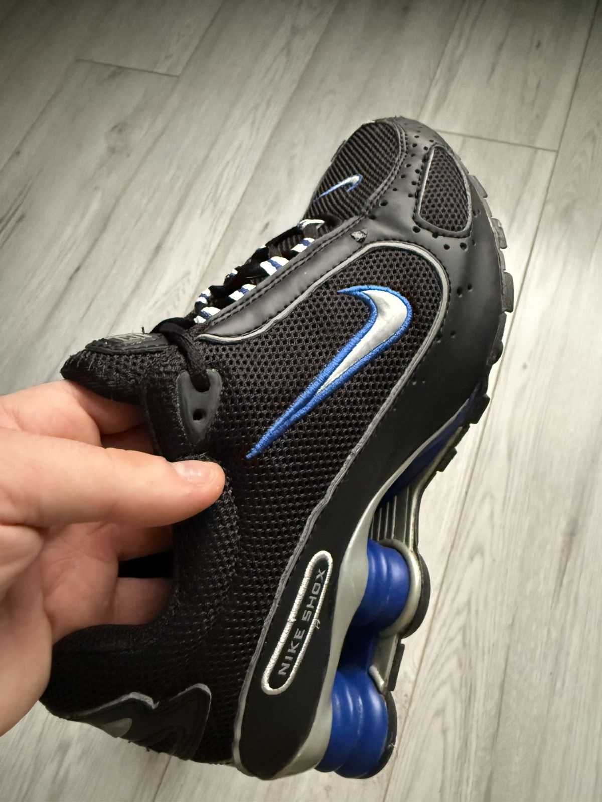 Nike × Vintage Vintage Nike Shox 2002 logo swoosh sneakers Size US 8 / EU 41 - 6 Thumbnail