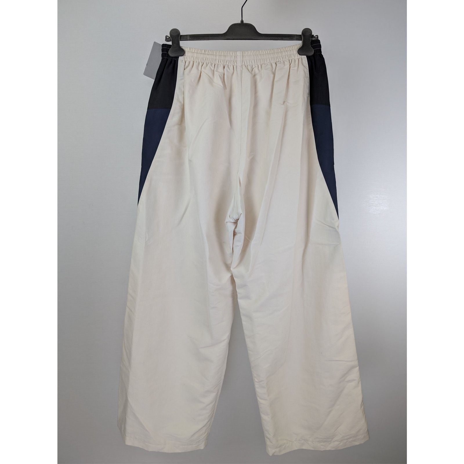 Balenciaga o1rshd1 Medium Fit Tracksuit Pants in Beige/Black Size US 36 / EU 52 - 10 Thumbnail