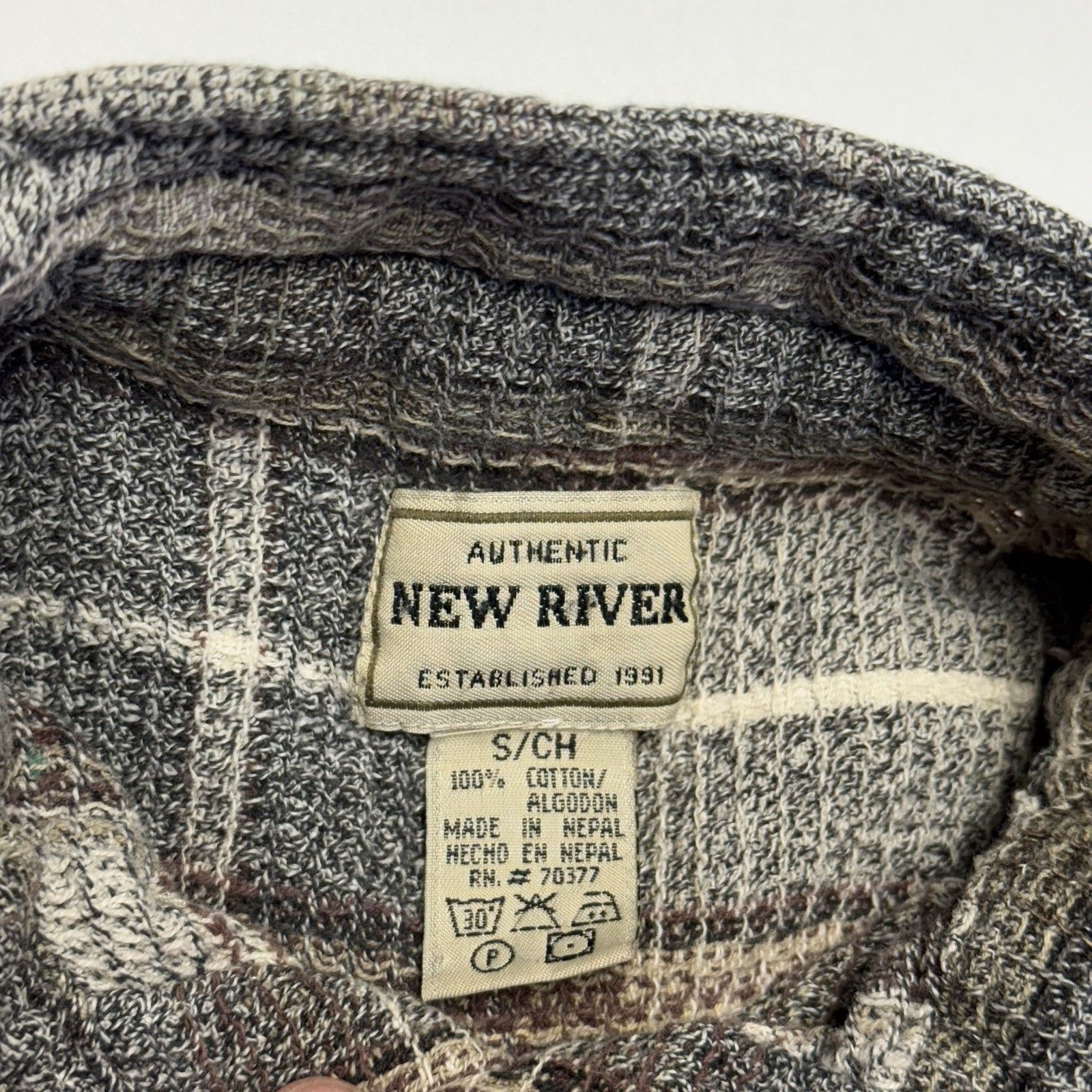 Vintage Vintage New River Waffle Knit Thermal Button Up Shirt Mens Size US S / EU 44-46 / 1 - 9 Thumbnail