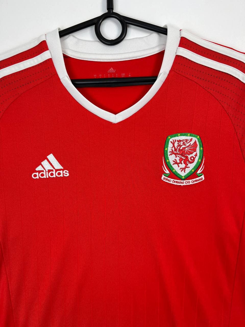 Adidas Wales 2016 17 Home Football Shirt Jersey Adidas Size S Size US S / EU 44-46 / 1 - 2 Thumbnail